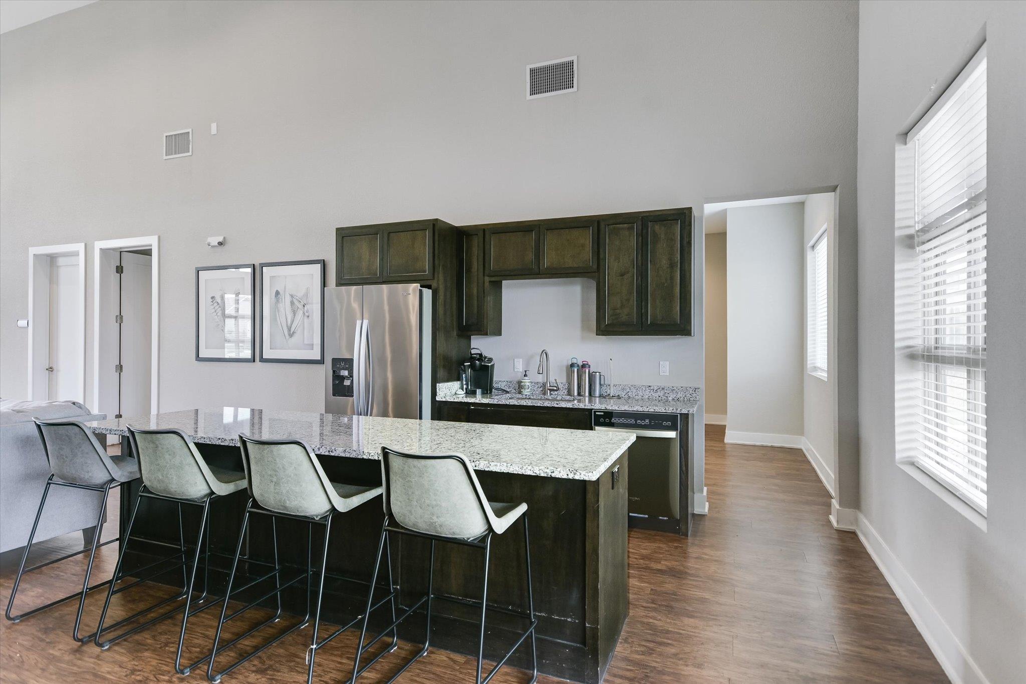 8607 McKamy Dr, Austin, TX 78744