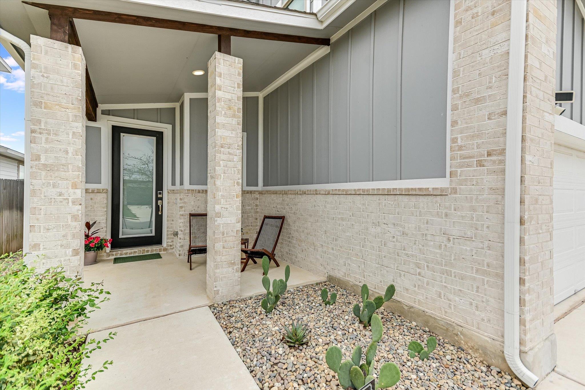 8607 McKamy Dr, Austin, TX 78744