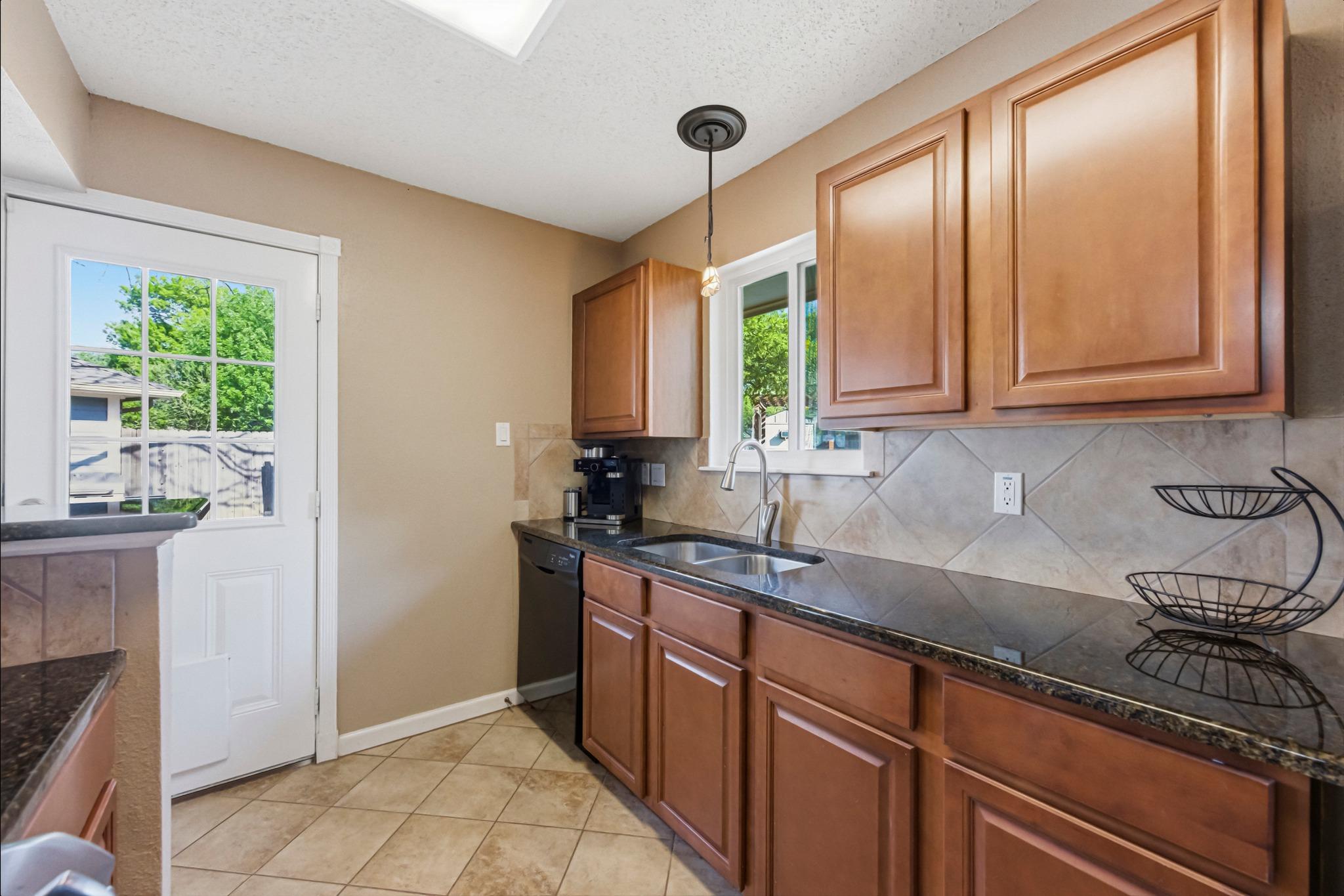 8903 Pocono Cv, Austin, TX 78717