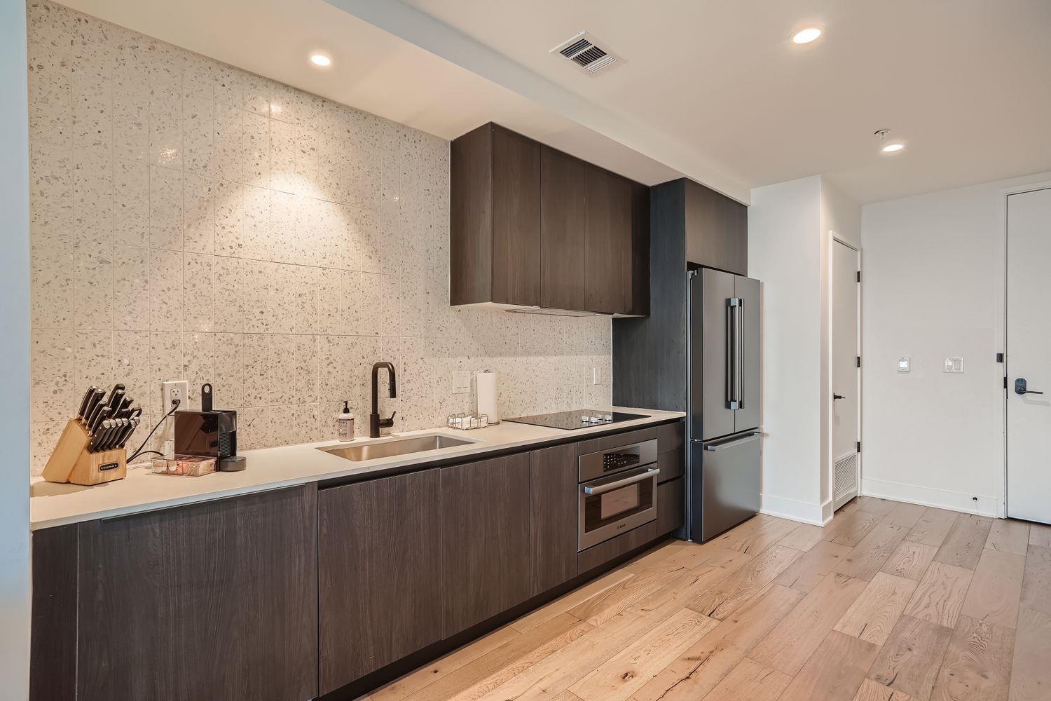 48 E East Ave # 1706, Austin, TX 78701