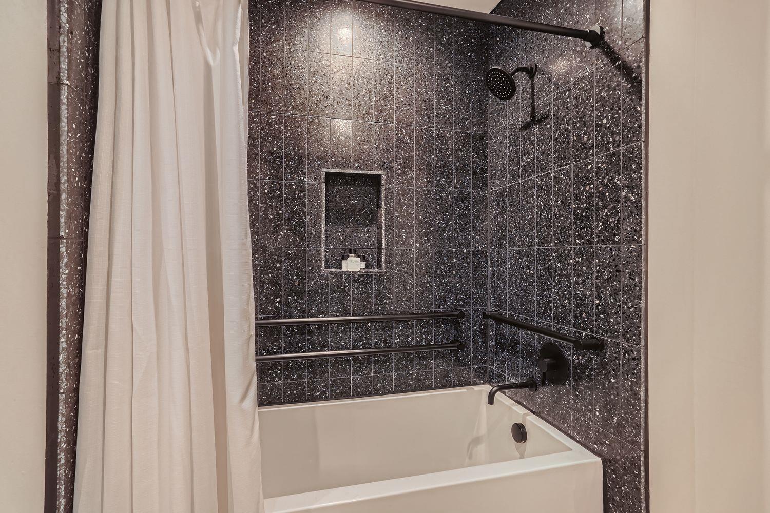 48 E East Ave # 1706, Austin, TX 78701