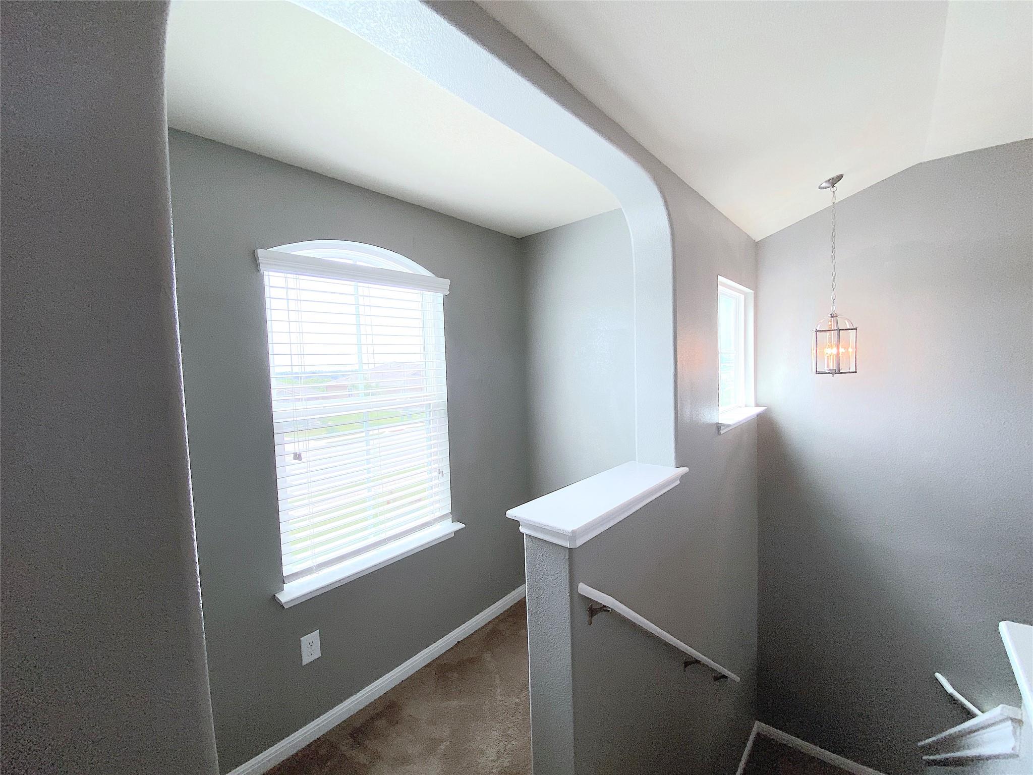 122 Liard River Rd, Hutto, TX 78634