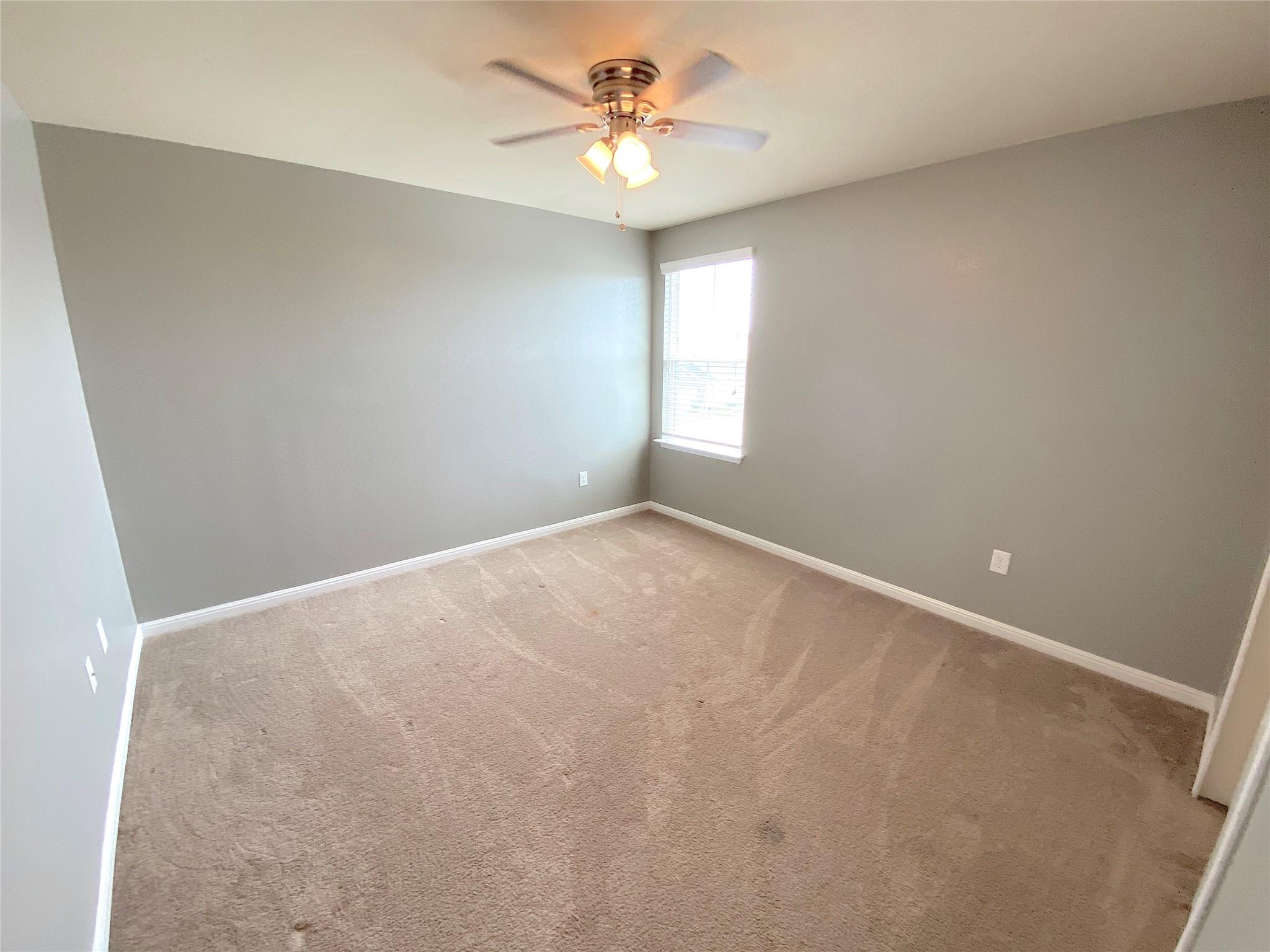 122 Liard River Rd, Hutto, TX 78634