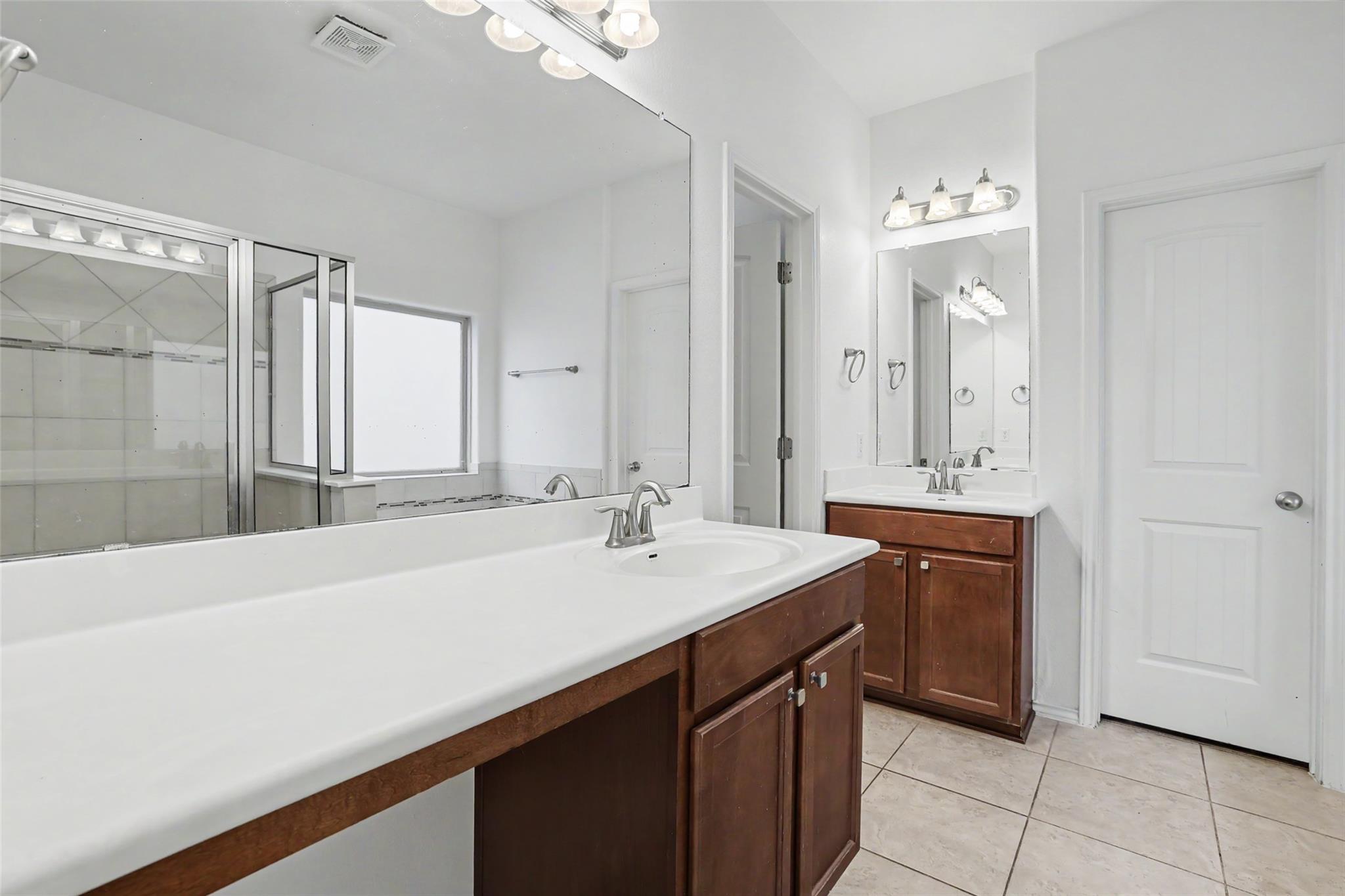 6227 Aviara Dr # E3, Austin, TX 78735