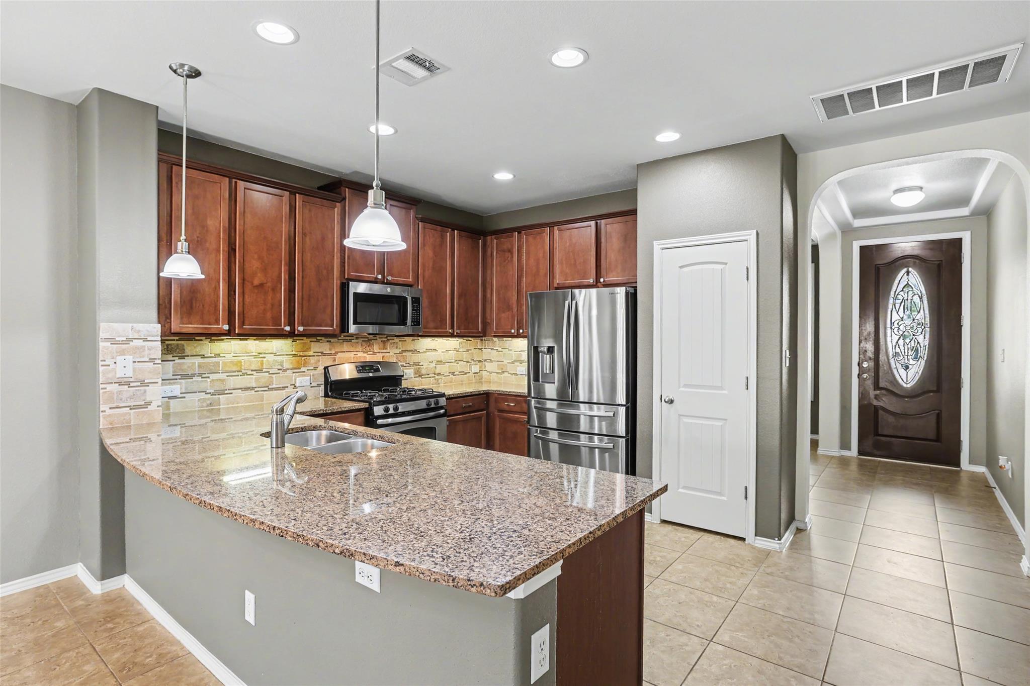 6227 Aviara Dr # E3, Austin, TX 78735