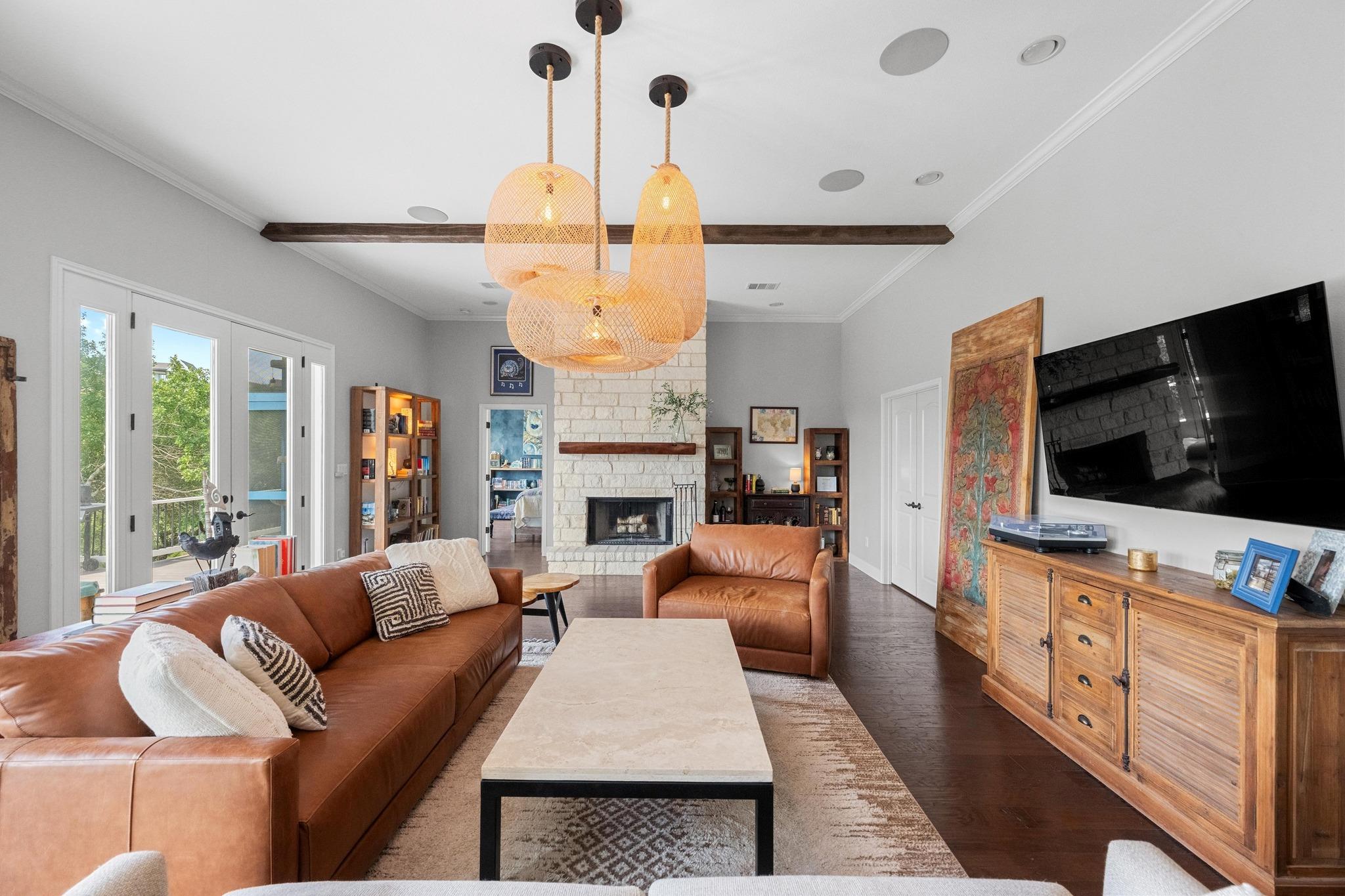 4115 NOON DAY Cv, Spicewood, TX 78669