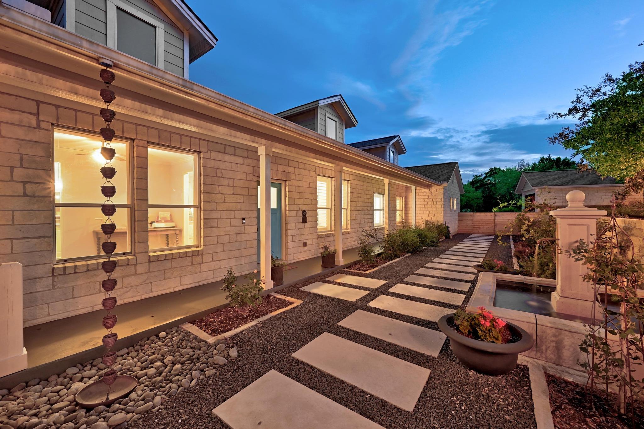 4115 NOON DAY Cv, Spicewood, TX 78669