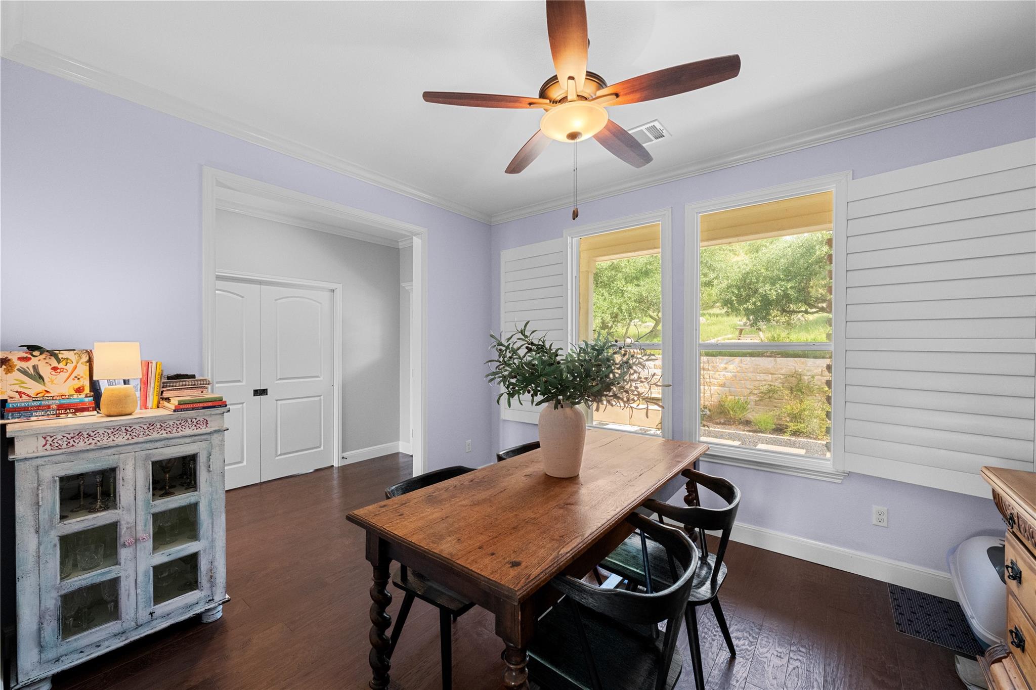 4115 NOON DAY Cv, Spicewood, TX 78669