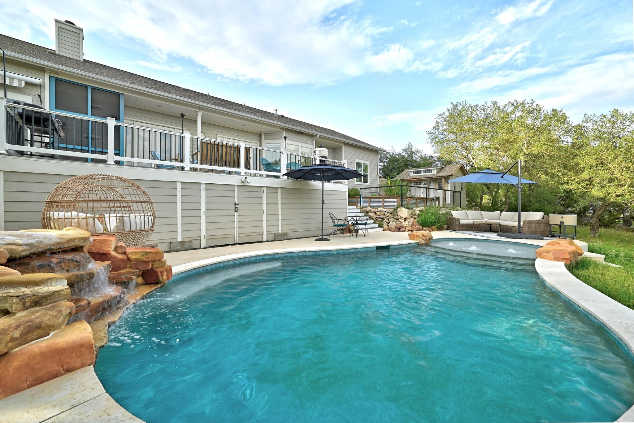 4115 NOON DAY Cv, Spicewood, TX 78669