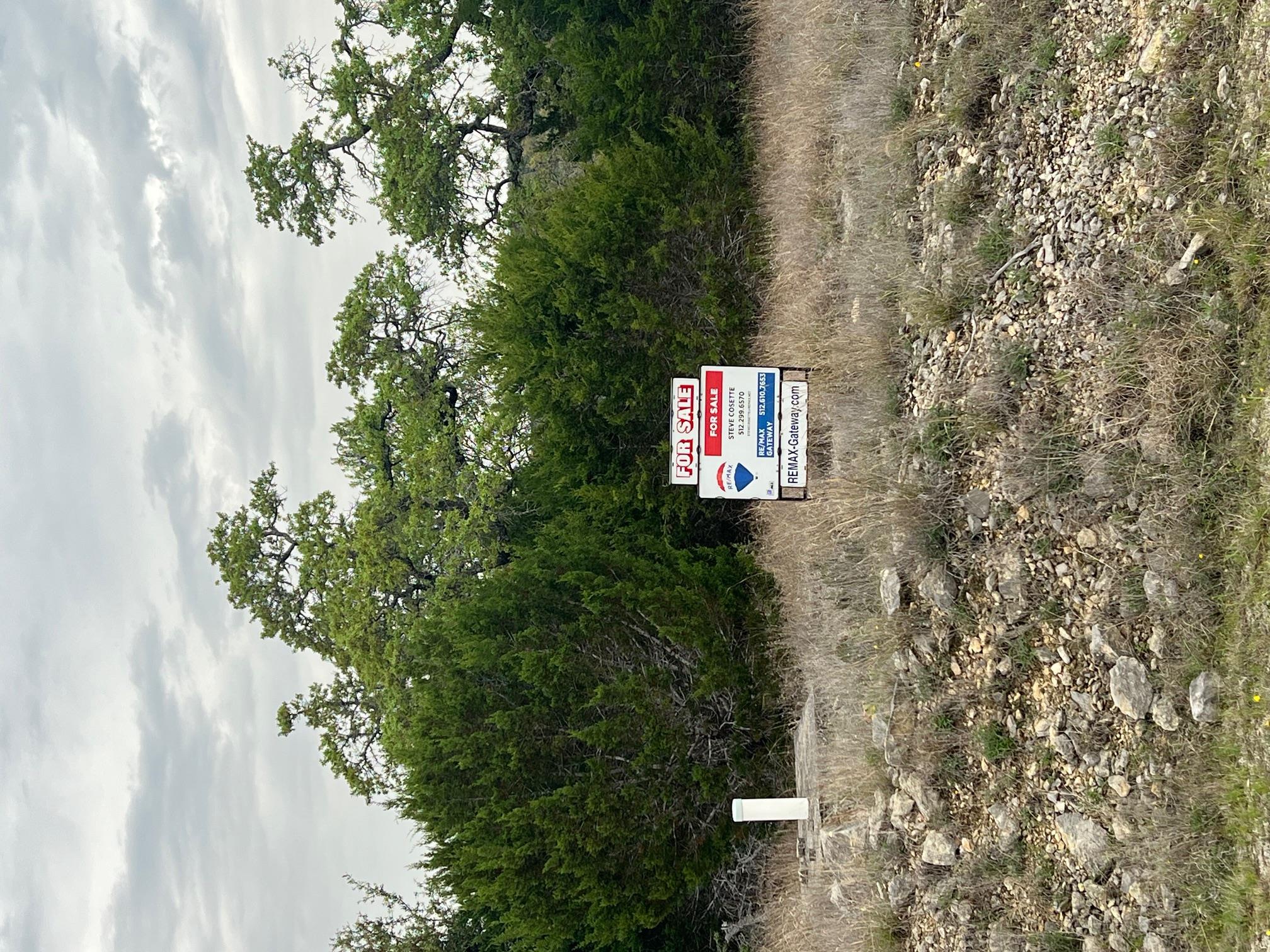 1022 Broken Spoke, Canyon Lake, TX 78133