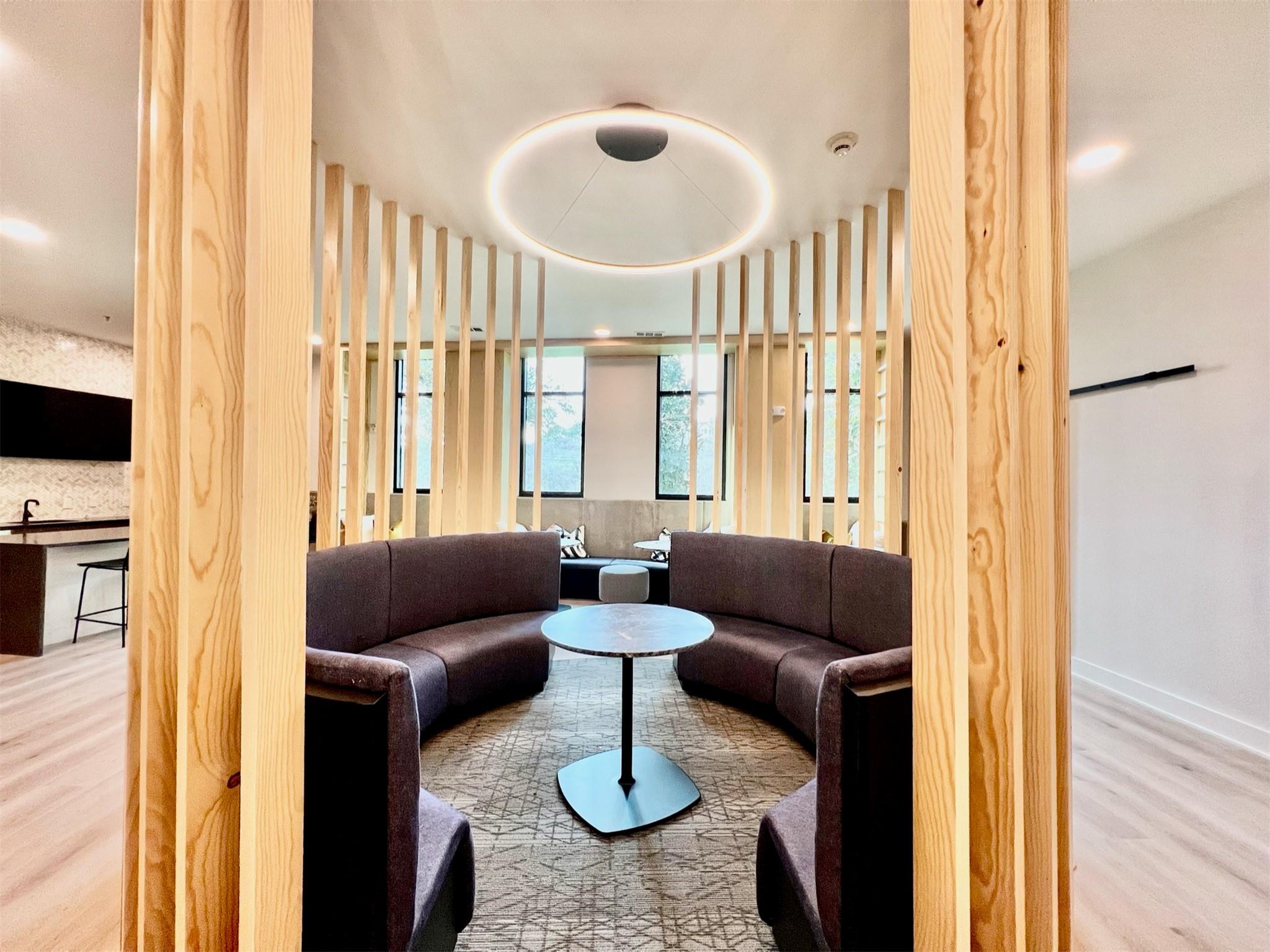 2500 Longview St # 417, Austin, TX 78705