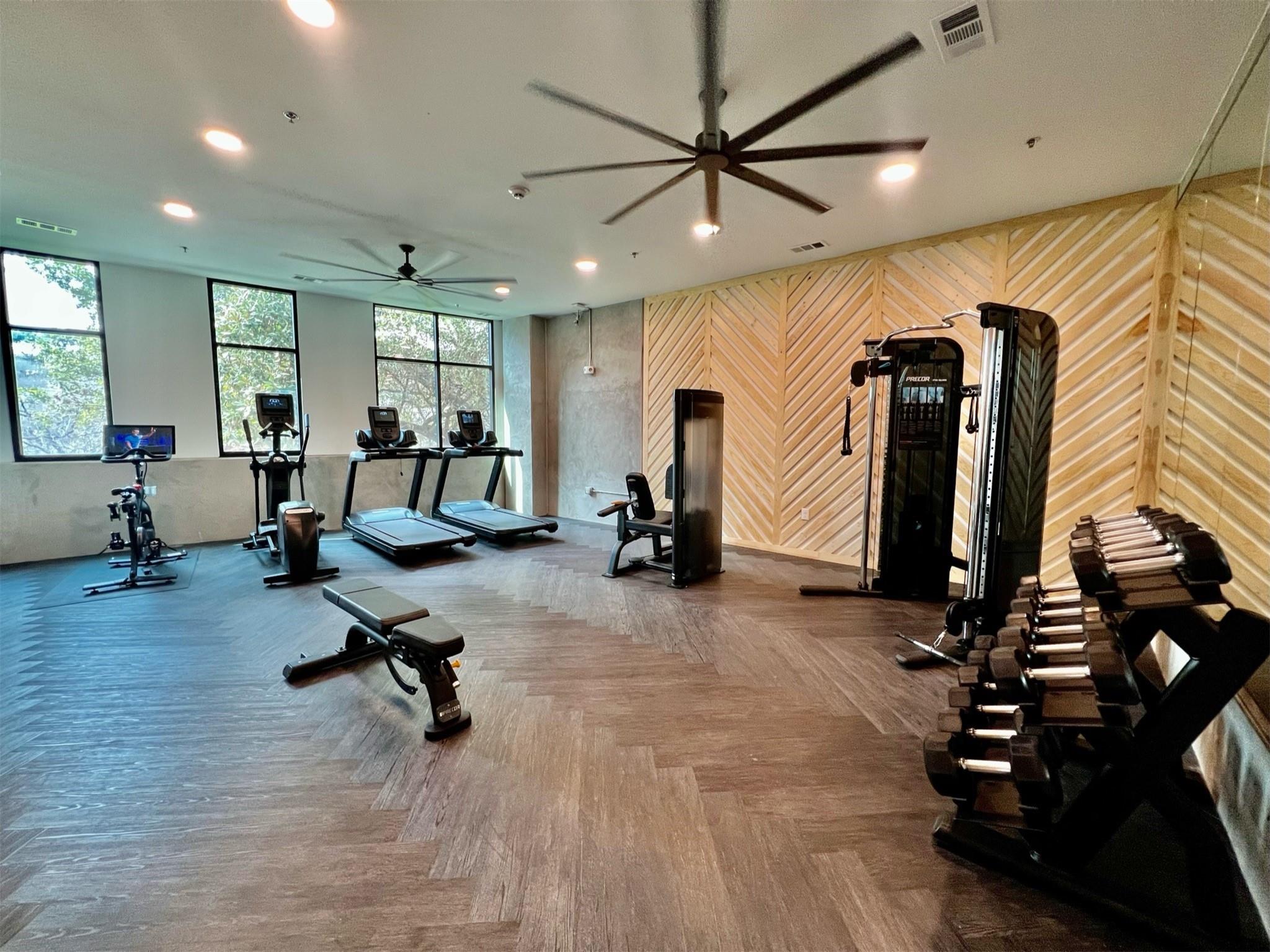 2500 Longview St # 417, Austin, TX 78705