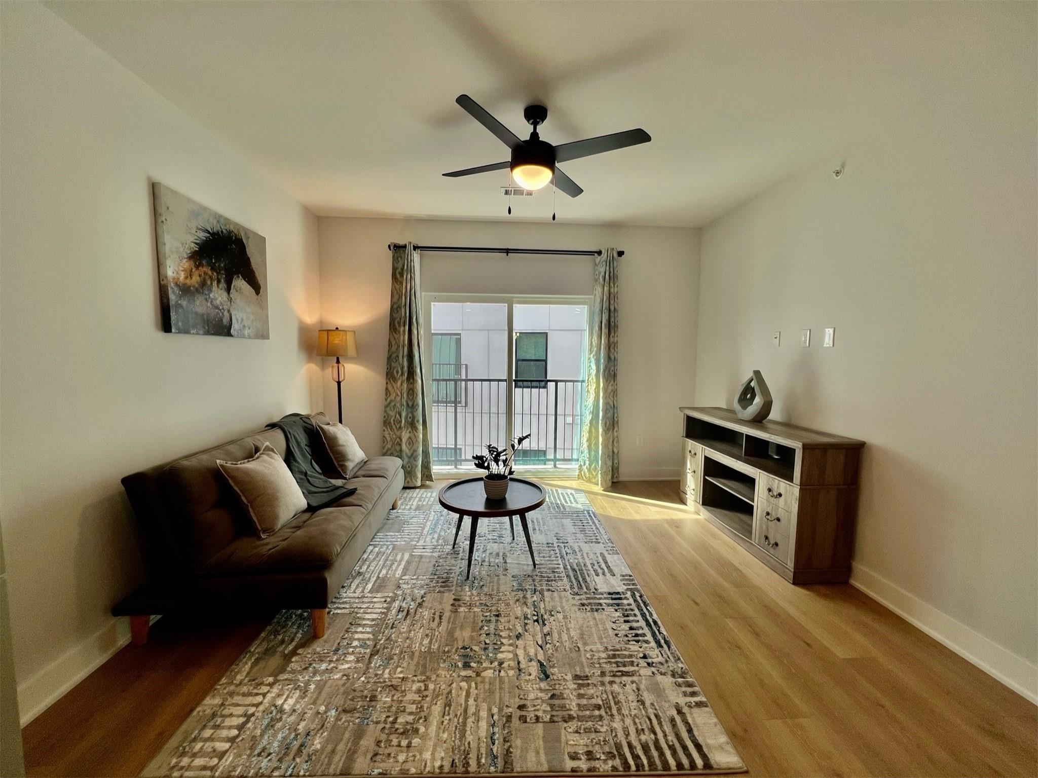 2500 Longview St # 417, Austin, TX 78705