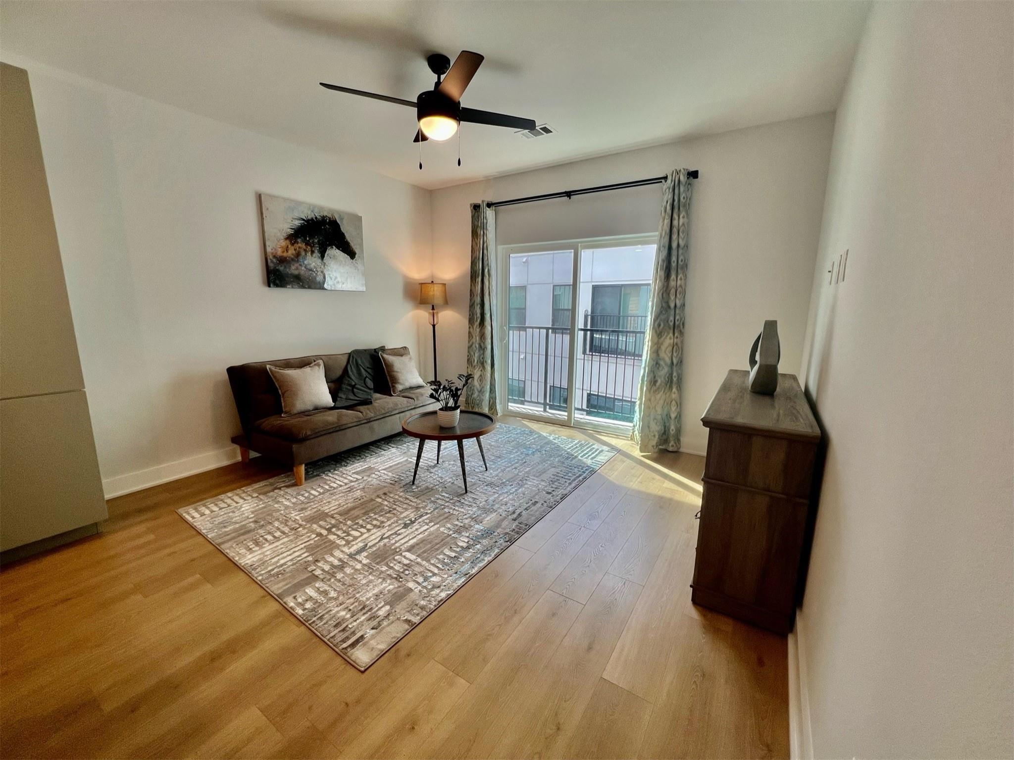 2500 Longview St # 417, Austin, TX 78705