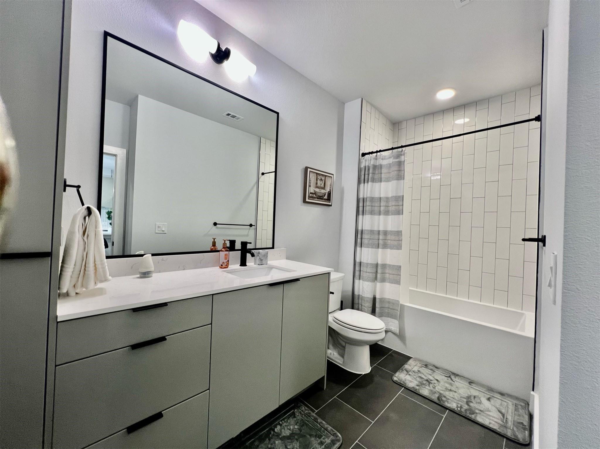 2500 Longview St # 417, Austin, TX 78705