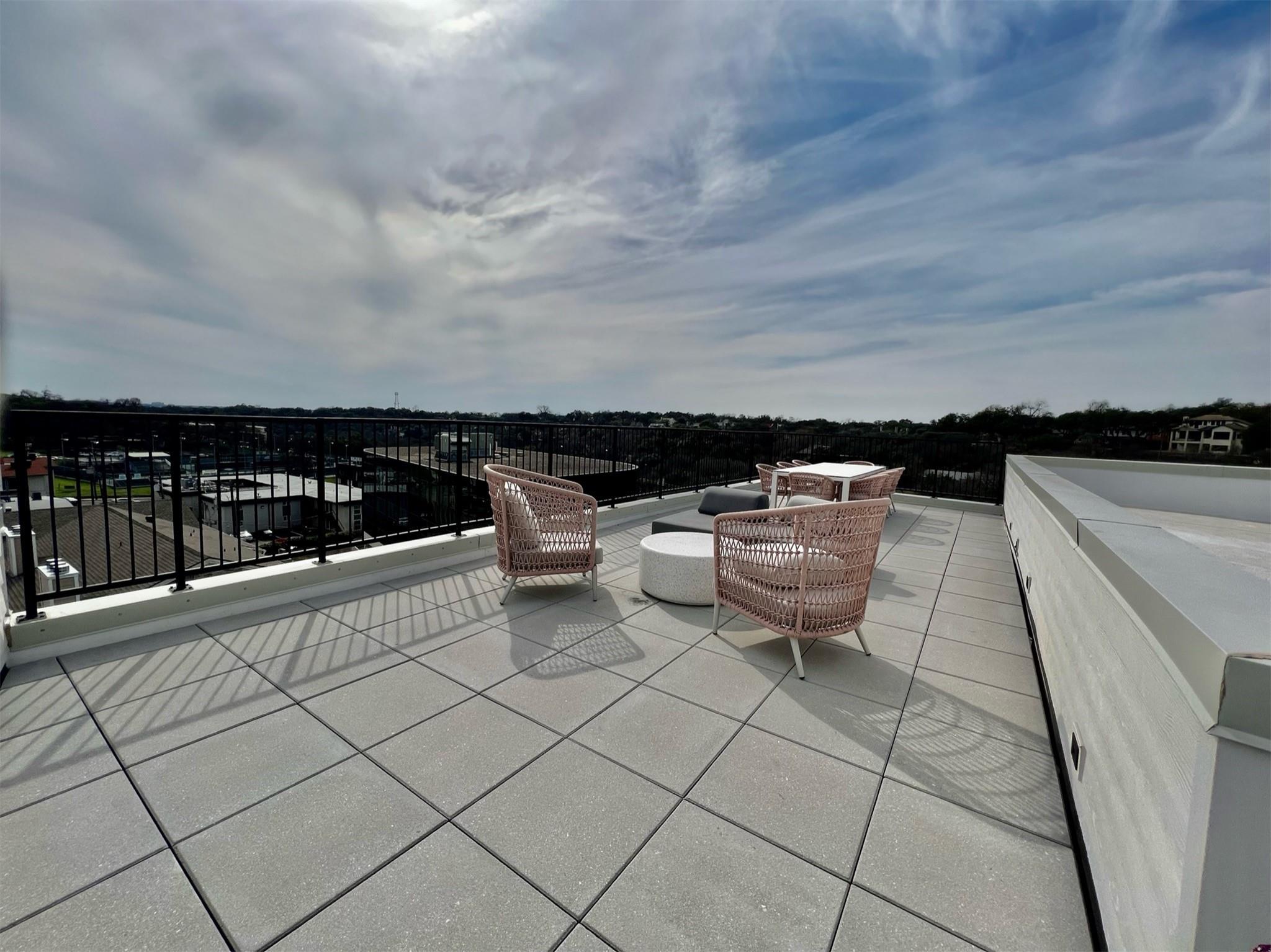 2500 Longview St # 417, Austin, TX 78705