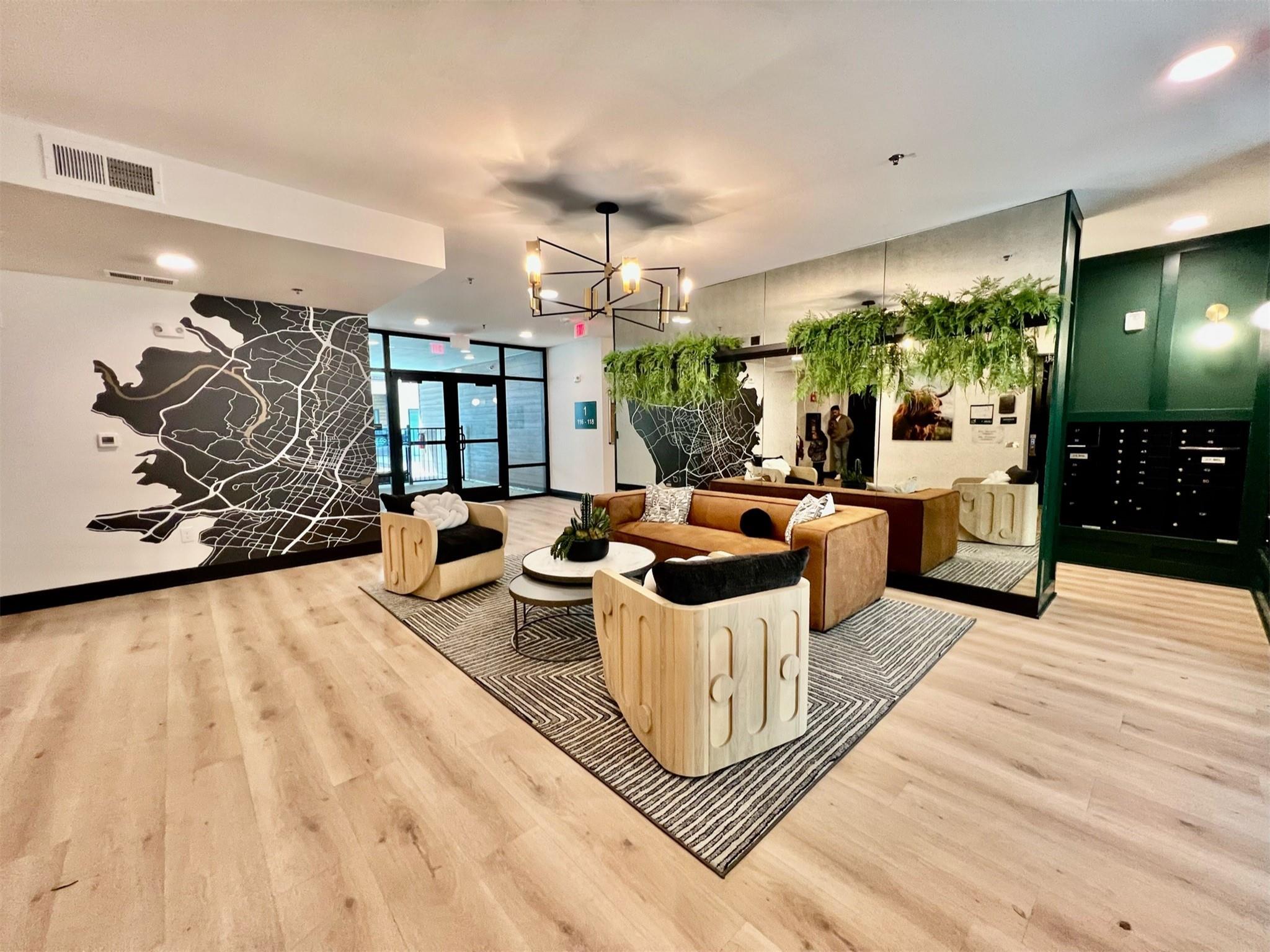 2500 Longview St # 417, Austin, TX 78705