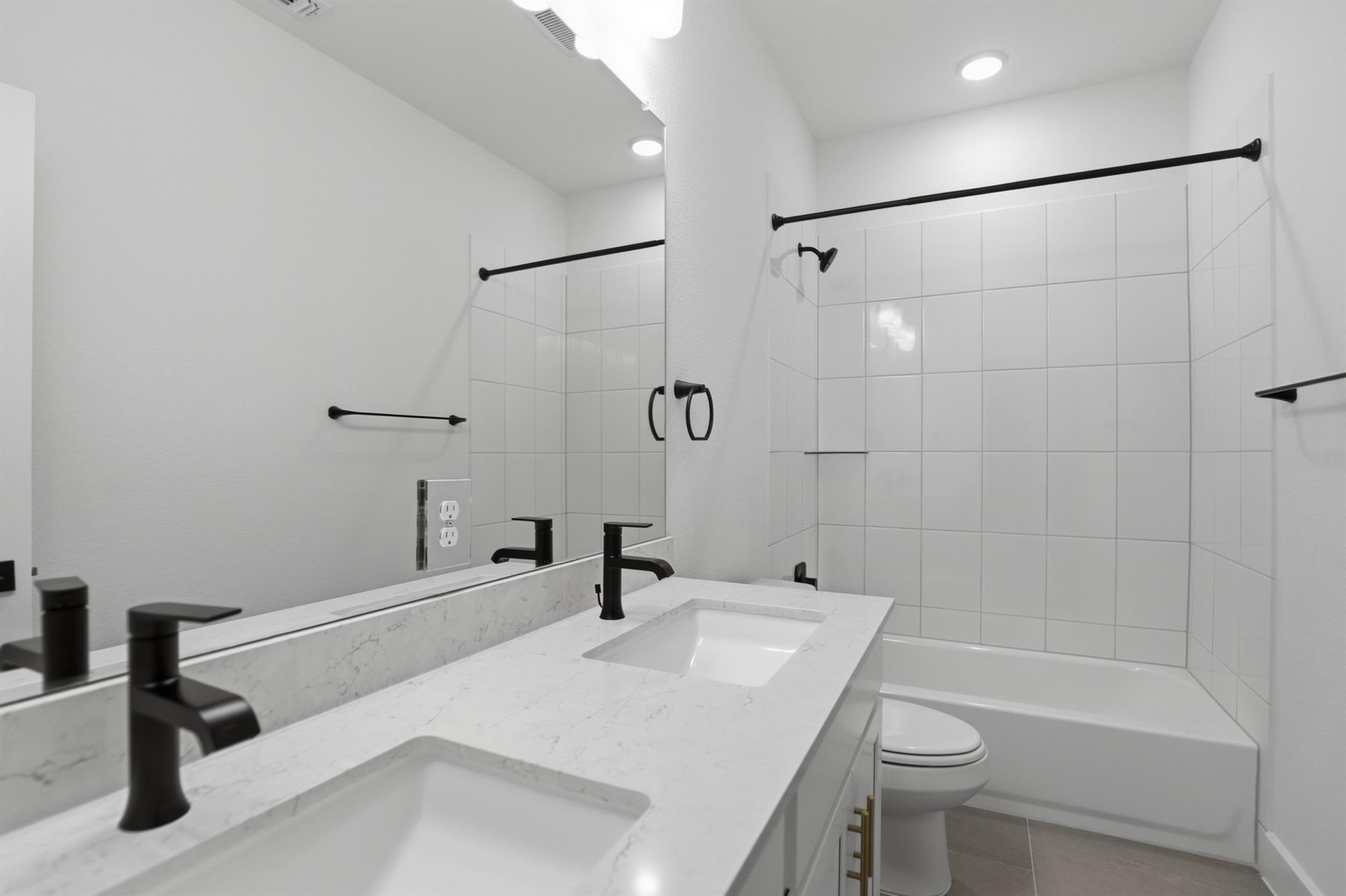 881 Prominence Way, Leander, TX 78641