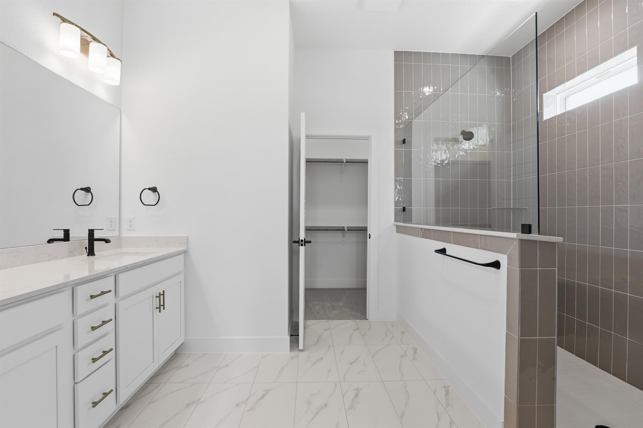 881 Prominence Way, Leander, TX 78641