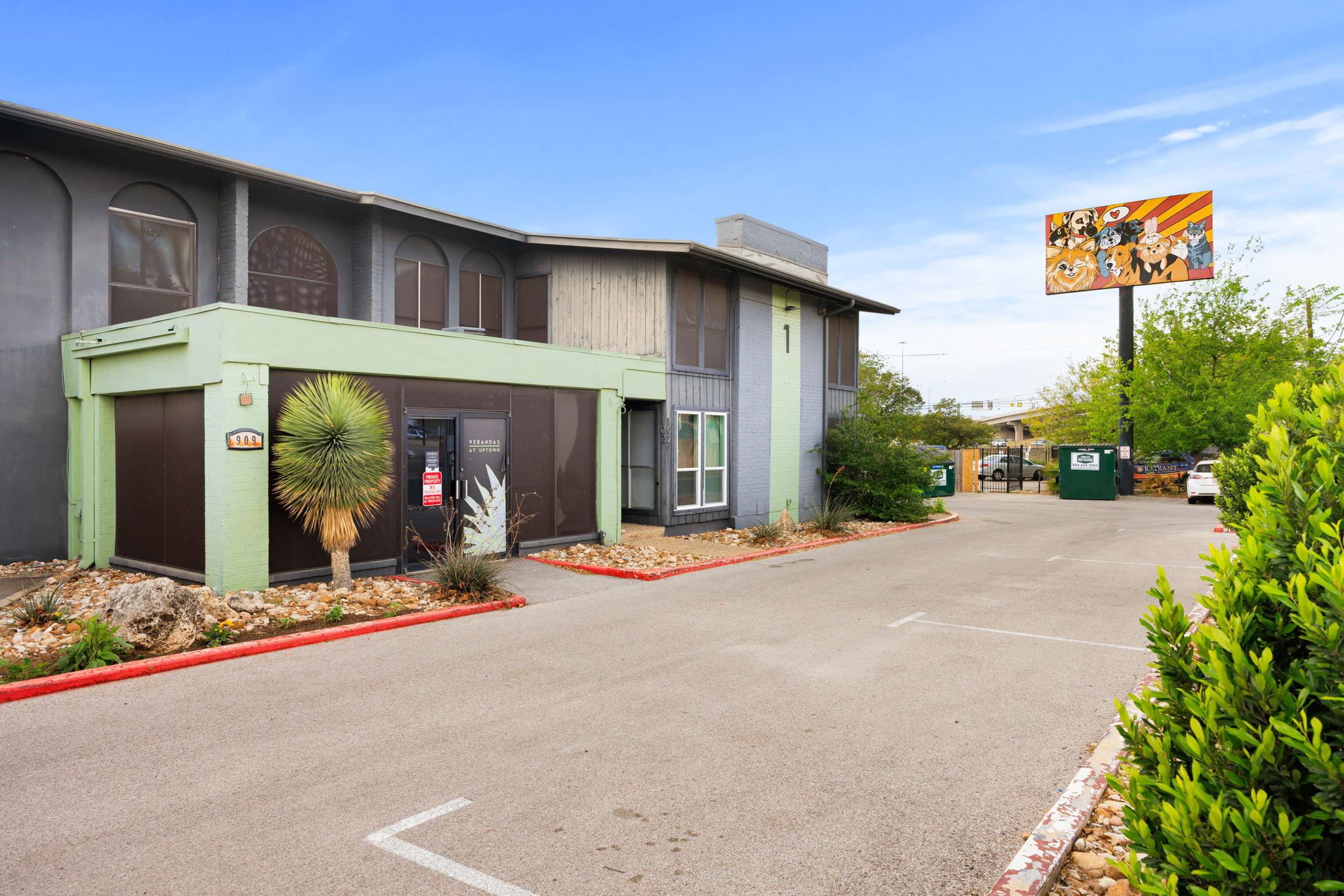 909 Reinli St # 136, Austin, TX 78751