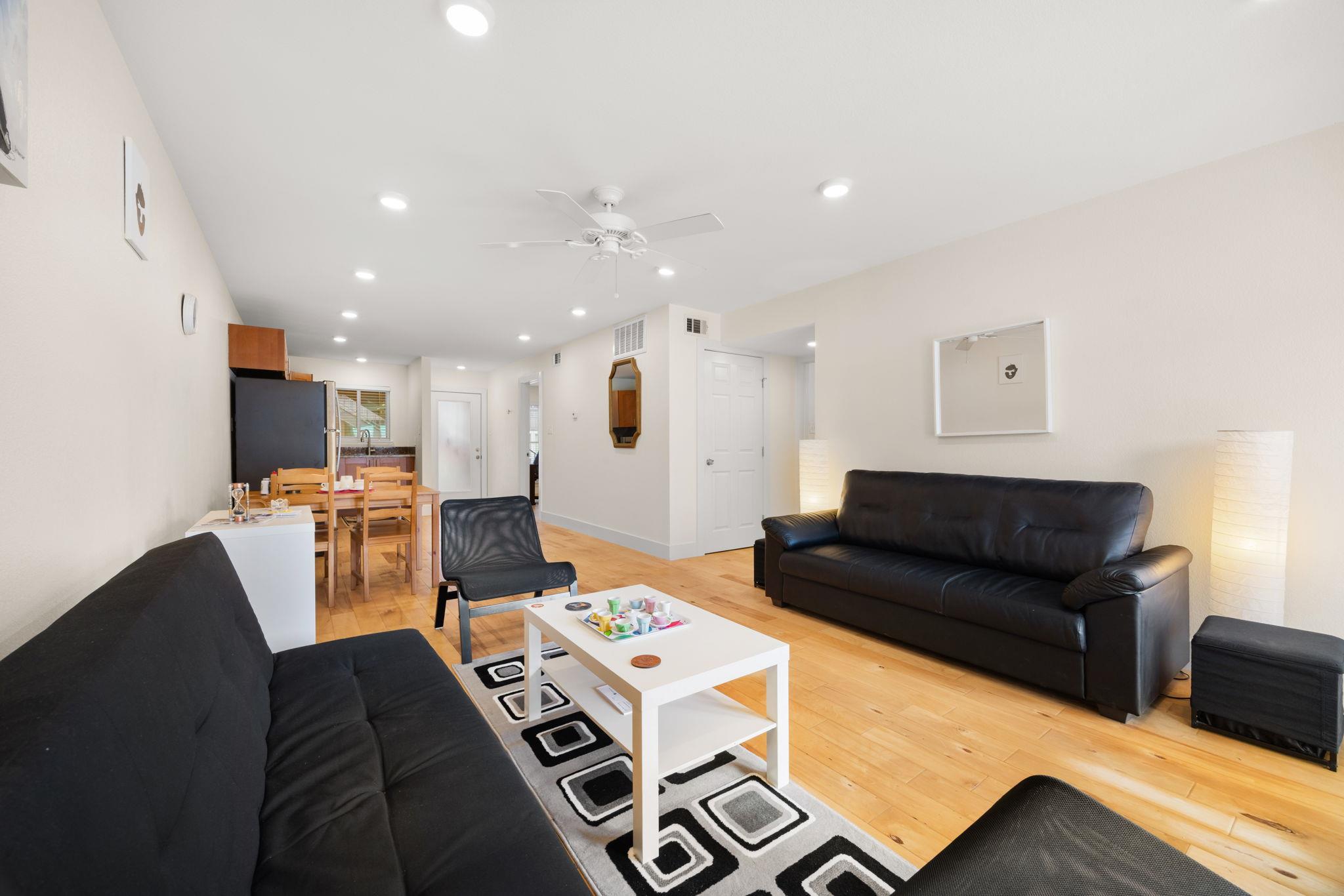 909 Reinli St # 136, Austin, TX 78751