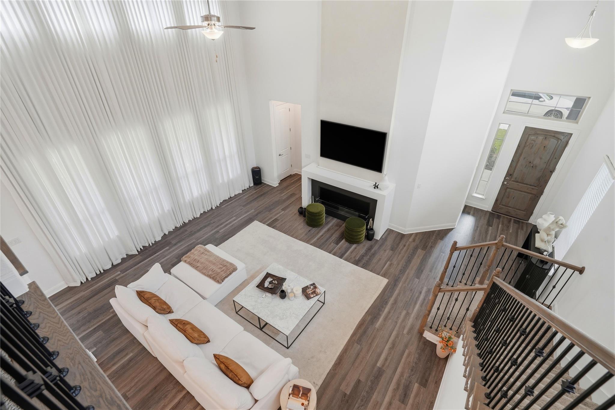 2804 Stone Branch Dr, Leander, TX 78641