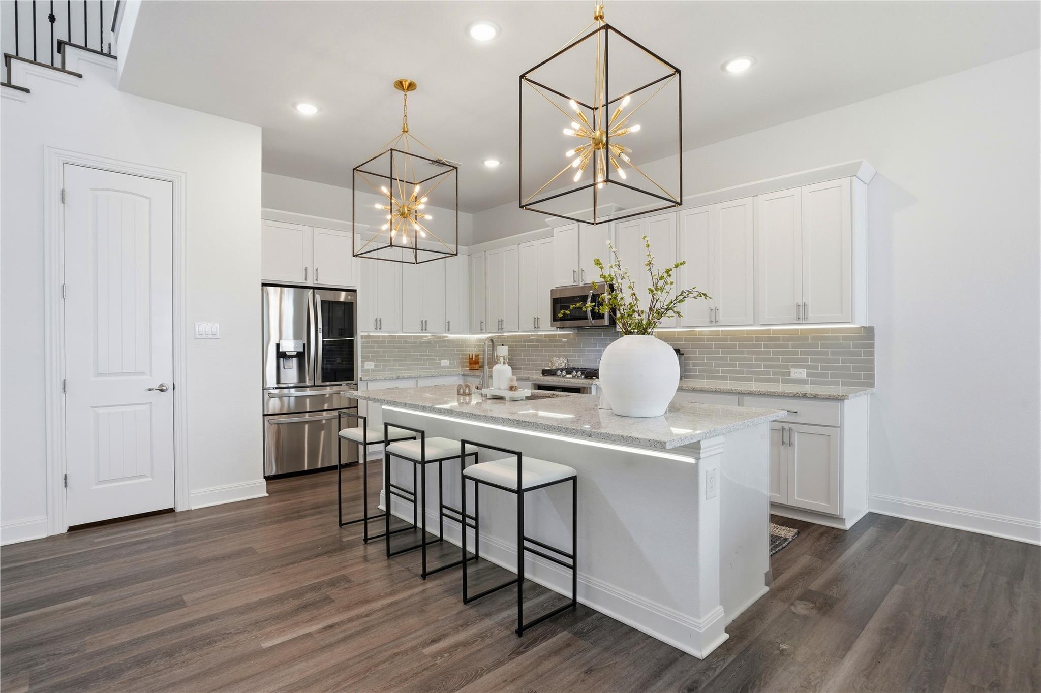 2804 Stone Branch Dr, Leander, TX 78641