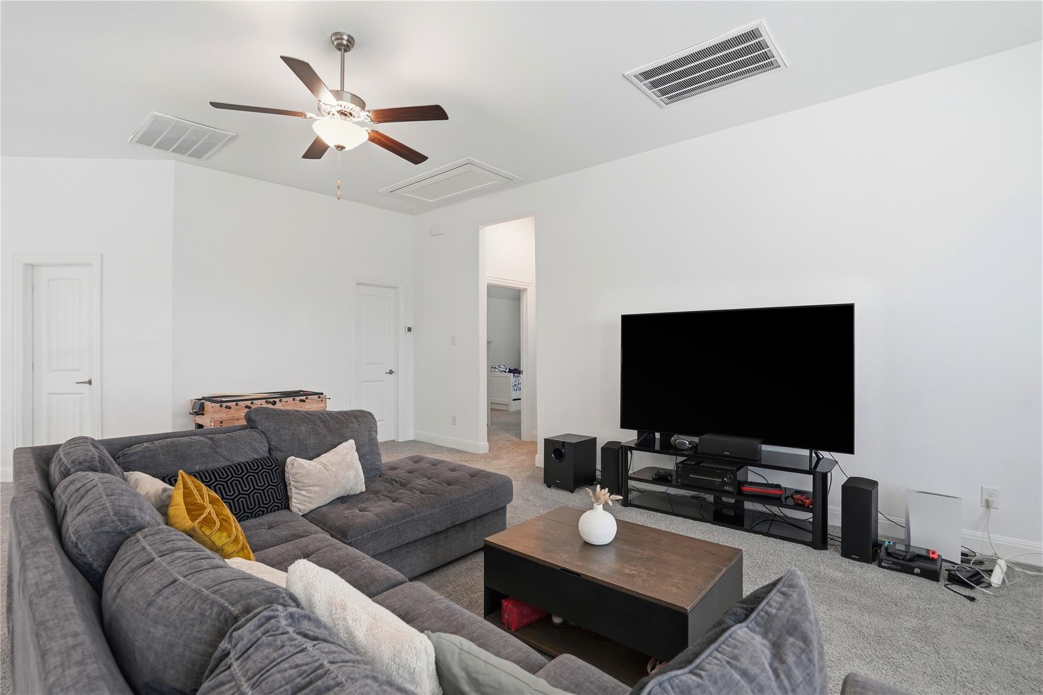 2804 Stone Branch Dr, Leander, TX 78641