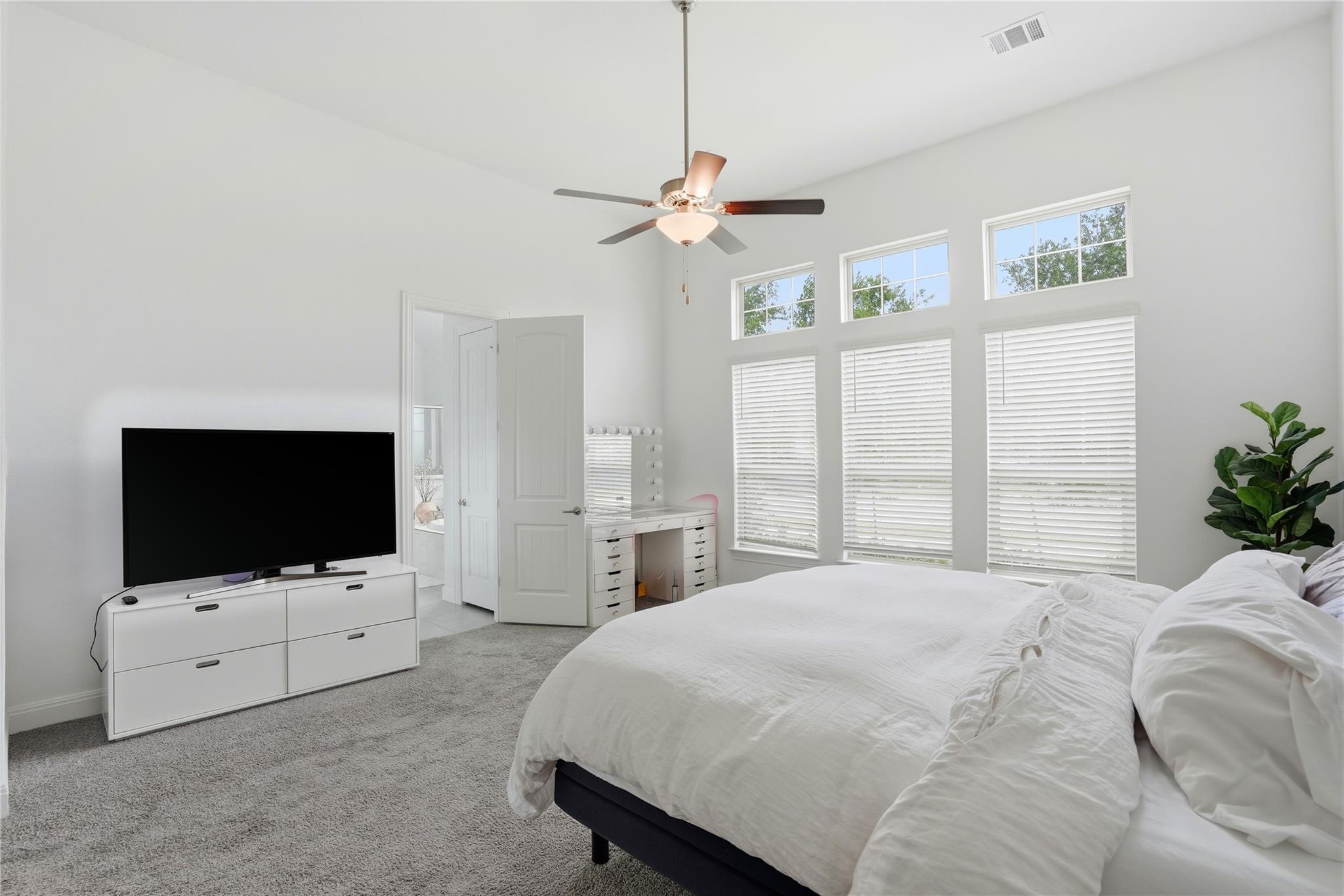 2804 Stone Branch Dr, Leander, TX 78641