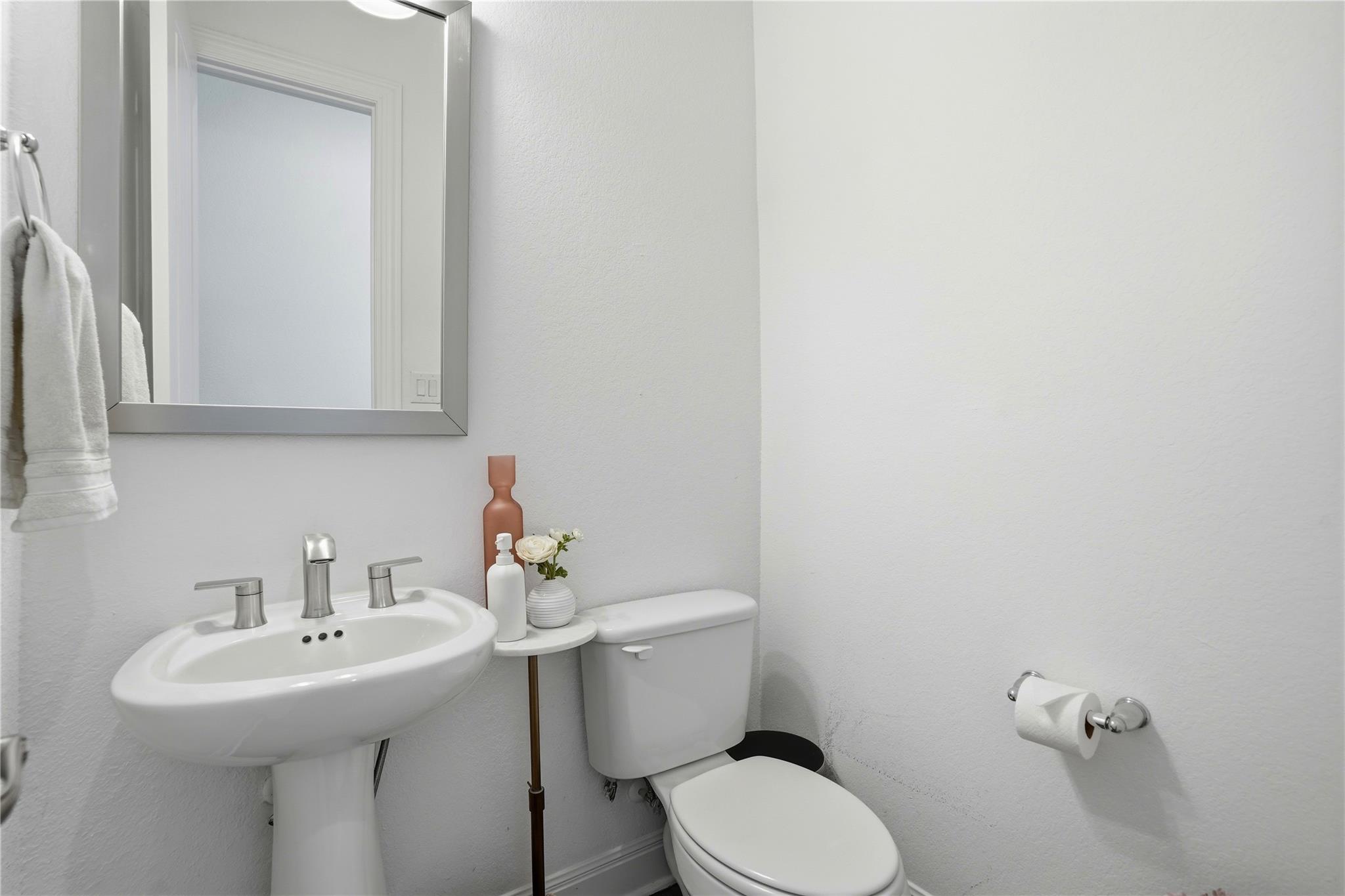 2804 Stone Branch Dr, Leander, TX 78641