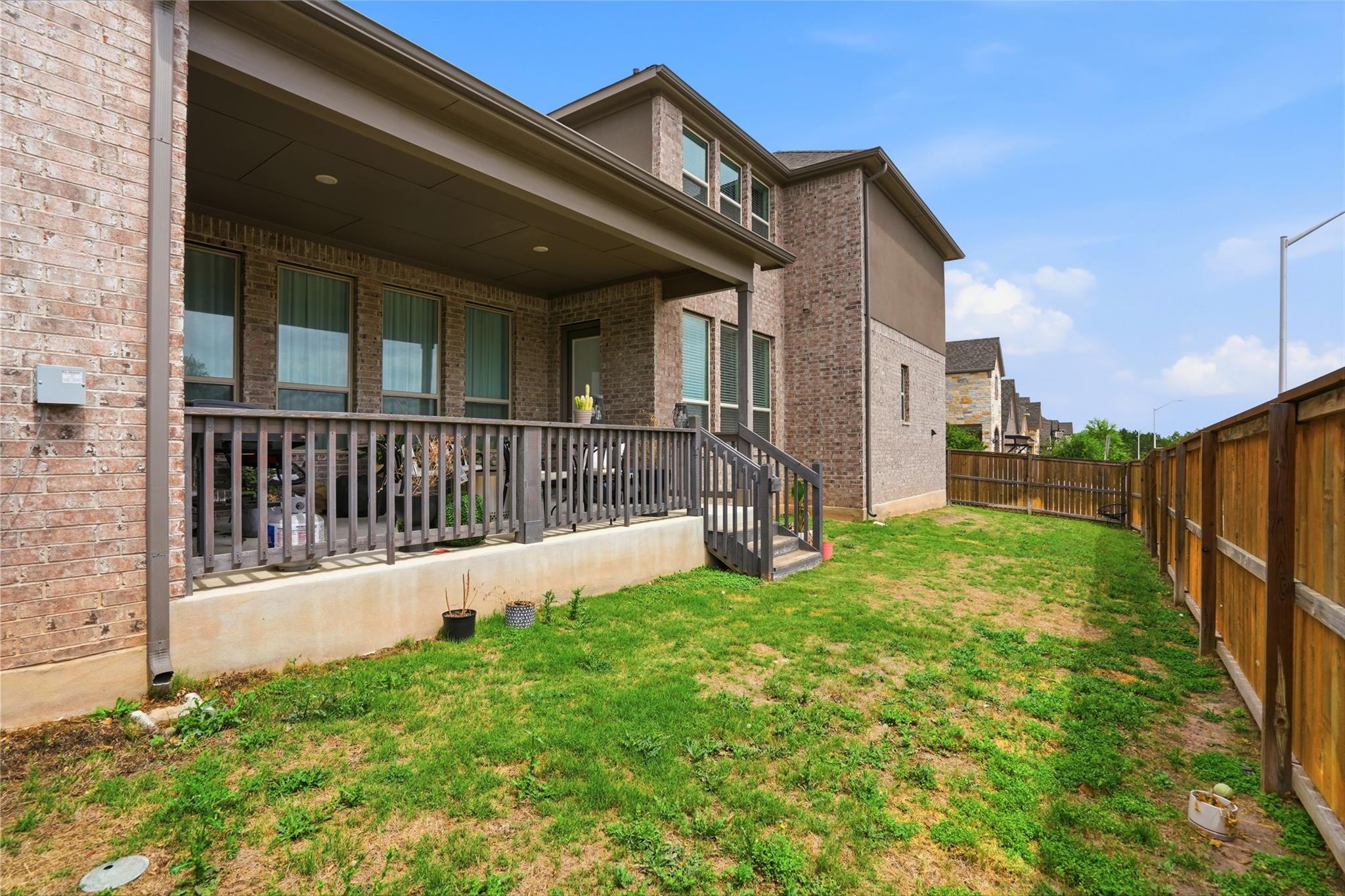 2804 Stone Branch Dr, Leander, TX 78641