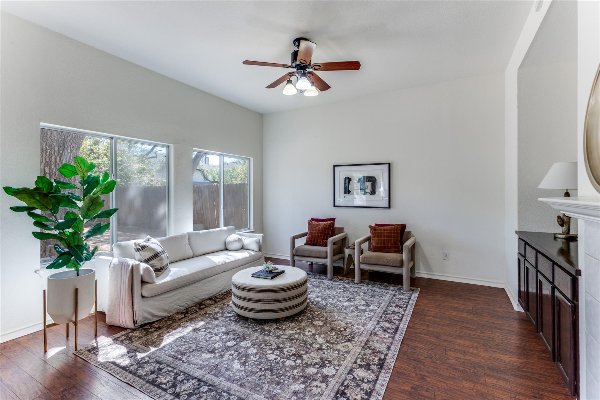 6605 Oasis Dr, Austin, TX 78749