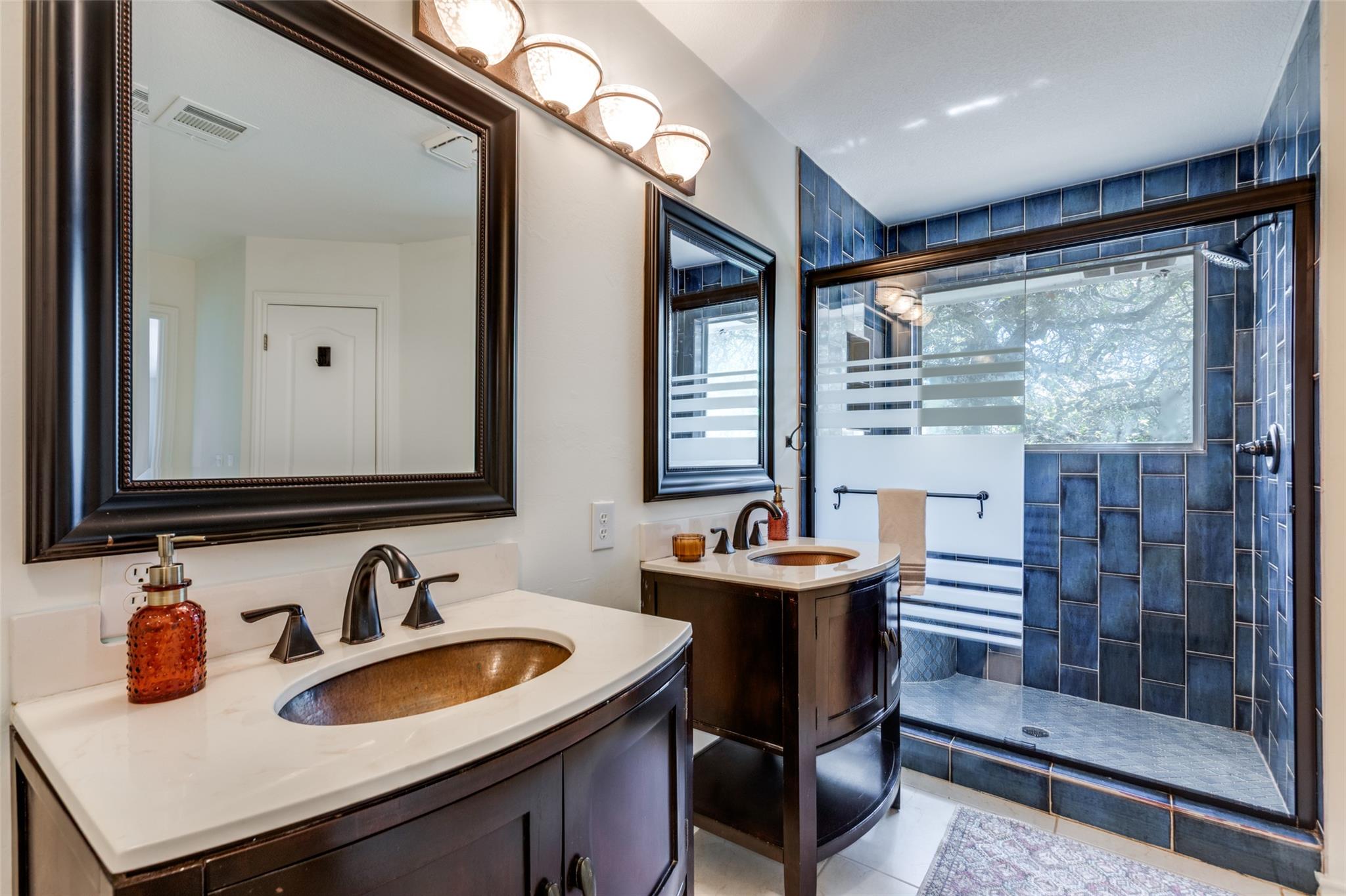 6605 Oasis Dr, Austin, TX 78749