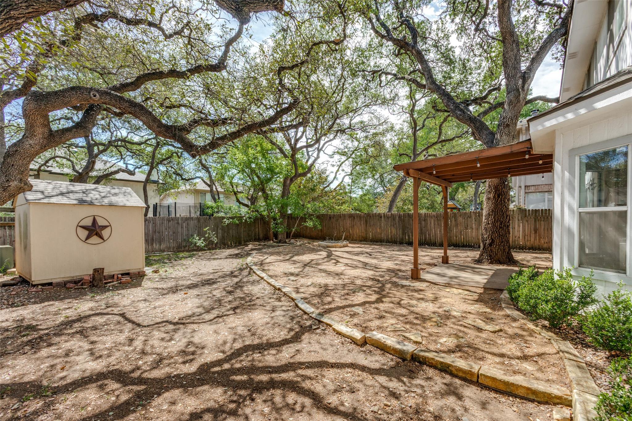 6605 Oasis Dr, Austin, TX 78749