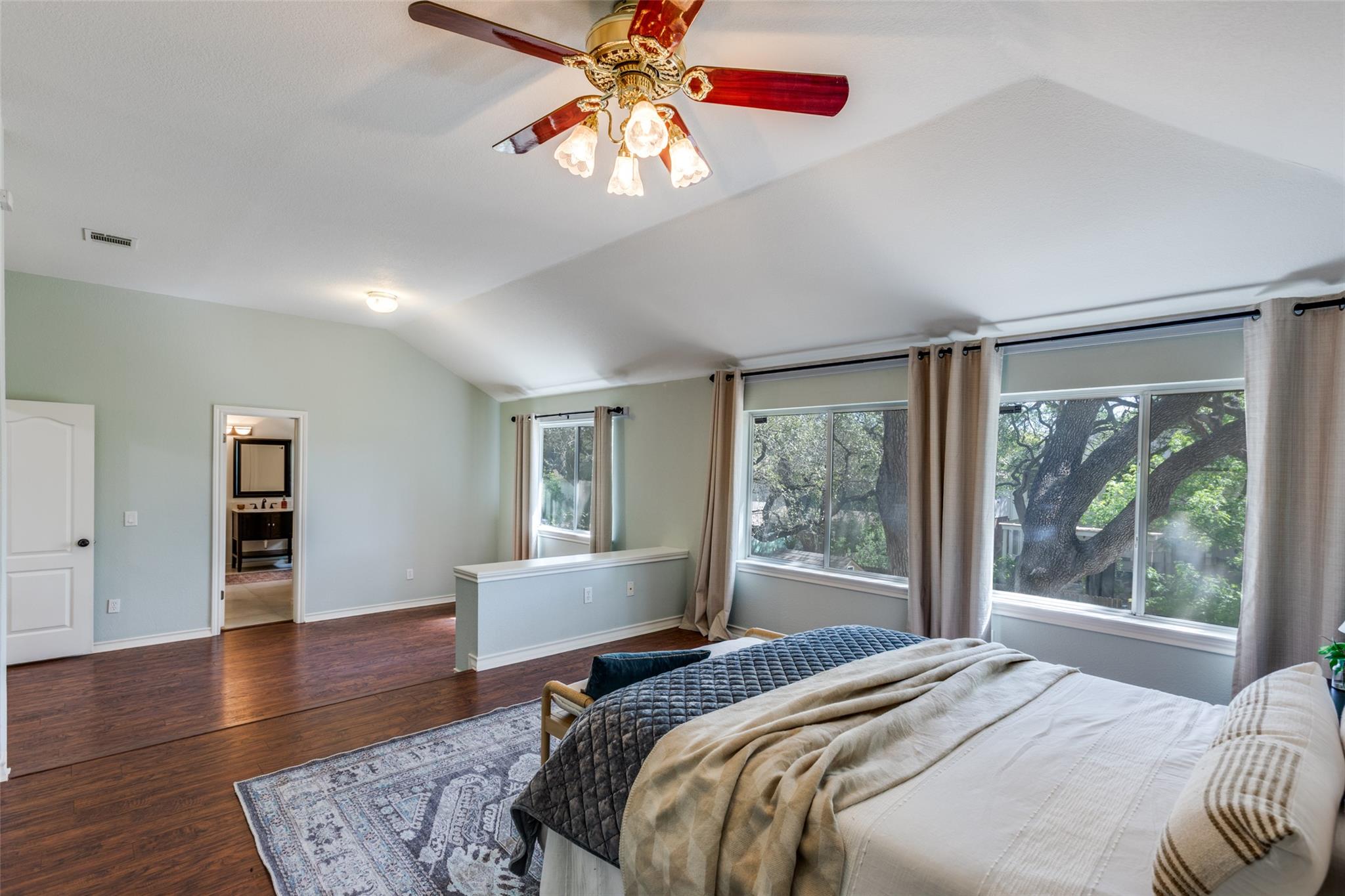 6605 Oasis Dr, Austin, TX 78749