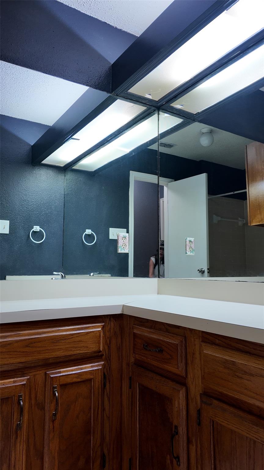 12331 Yarmont Way, Austin, TX 78753