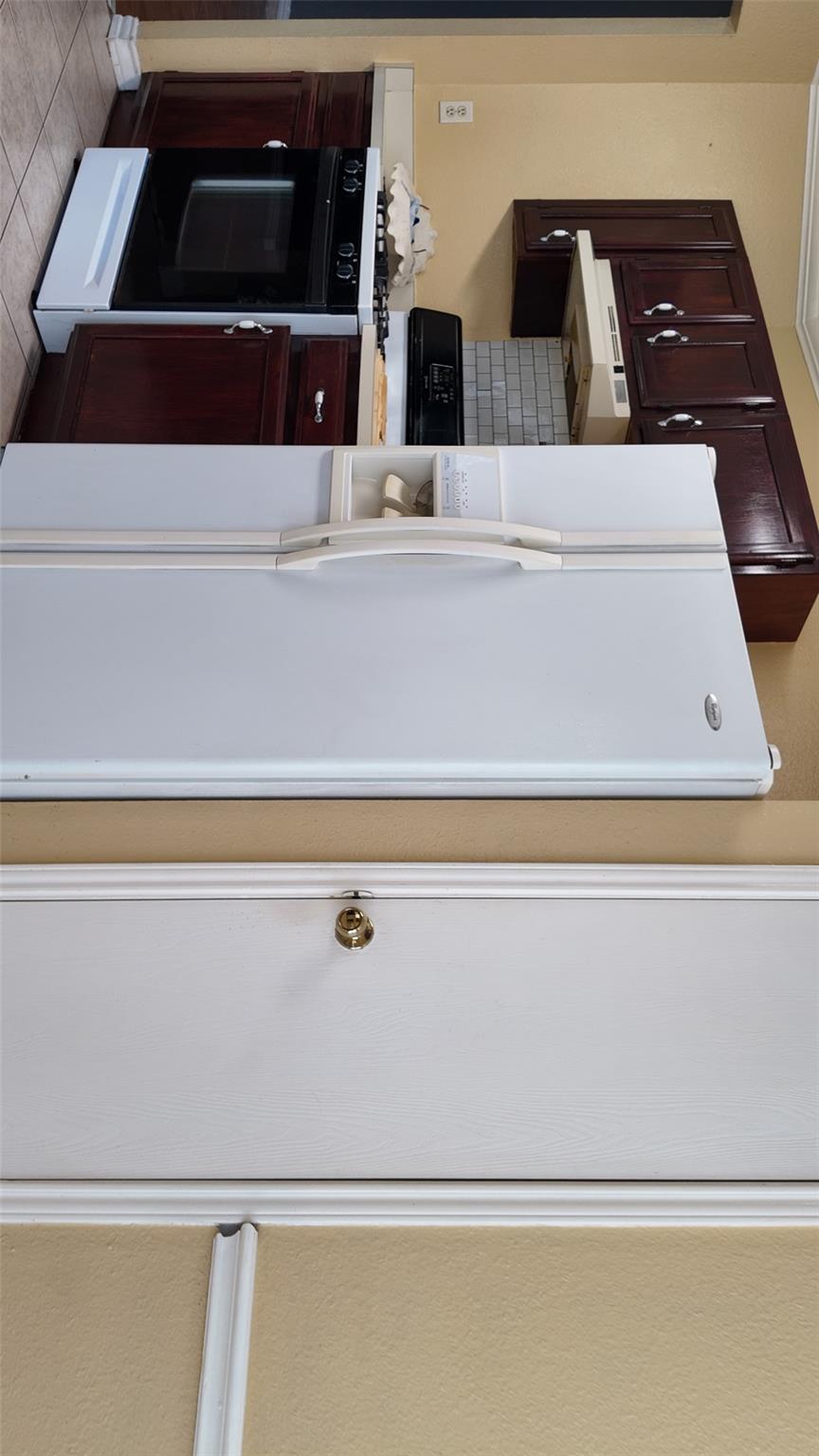 12331 Yarmont Way, Austin, TX 78753