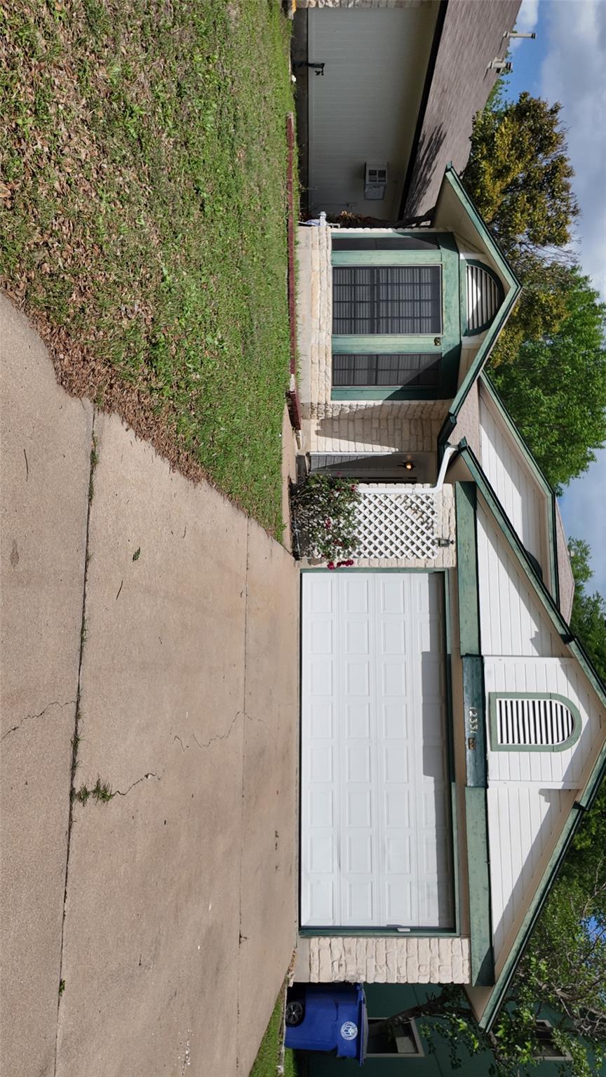 12331 Yarmont Way, Austin, TX 78753