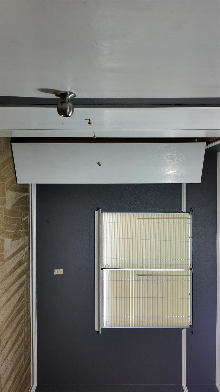 12331 Yarmont Way, Austin, TX 78753