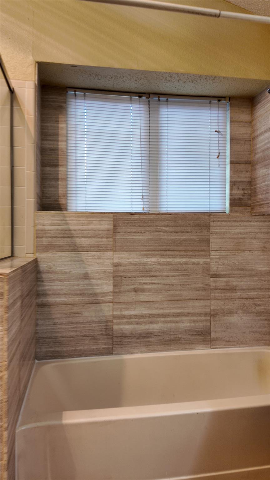 12331 Yarmont Way, Austin, TX 78753