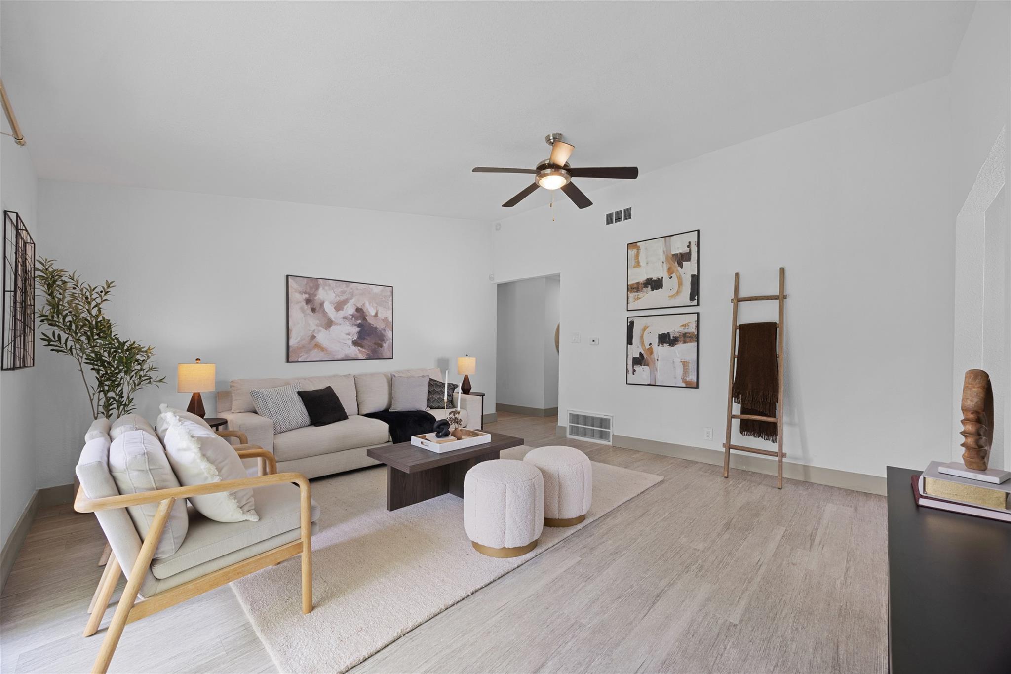 704 Buckingham Pl, Austin, TX 78745