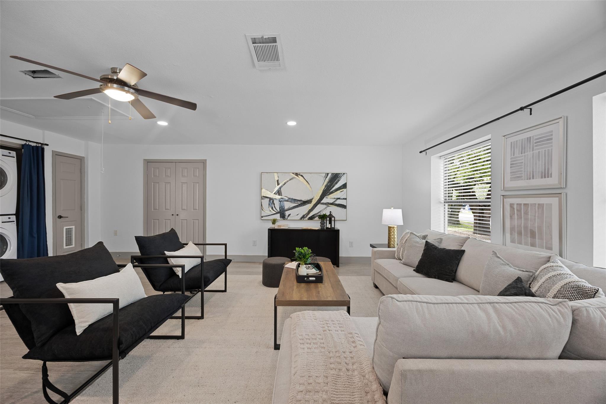 704 Buckingham Pl, Austin, TX 78745