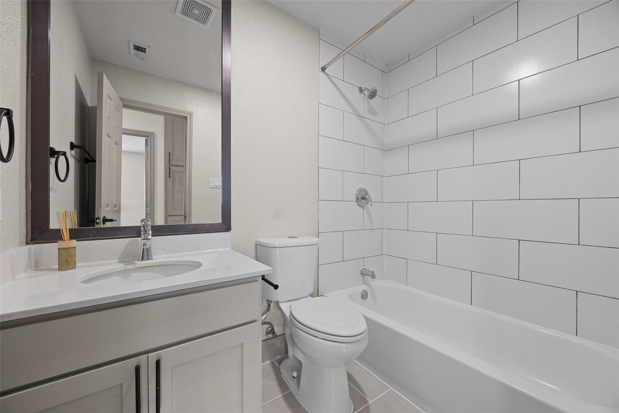 704 Buckingham Pl, Austin, TX 78745