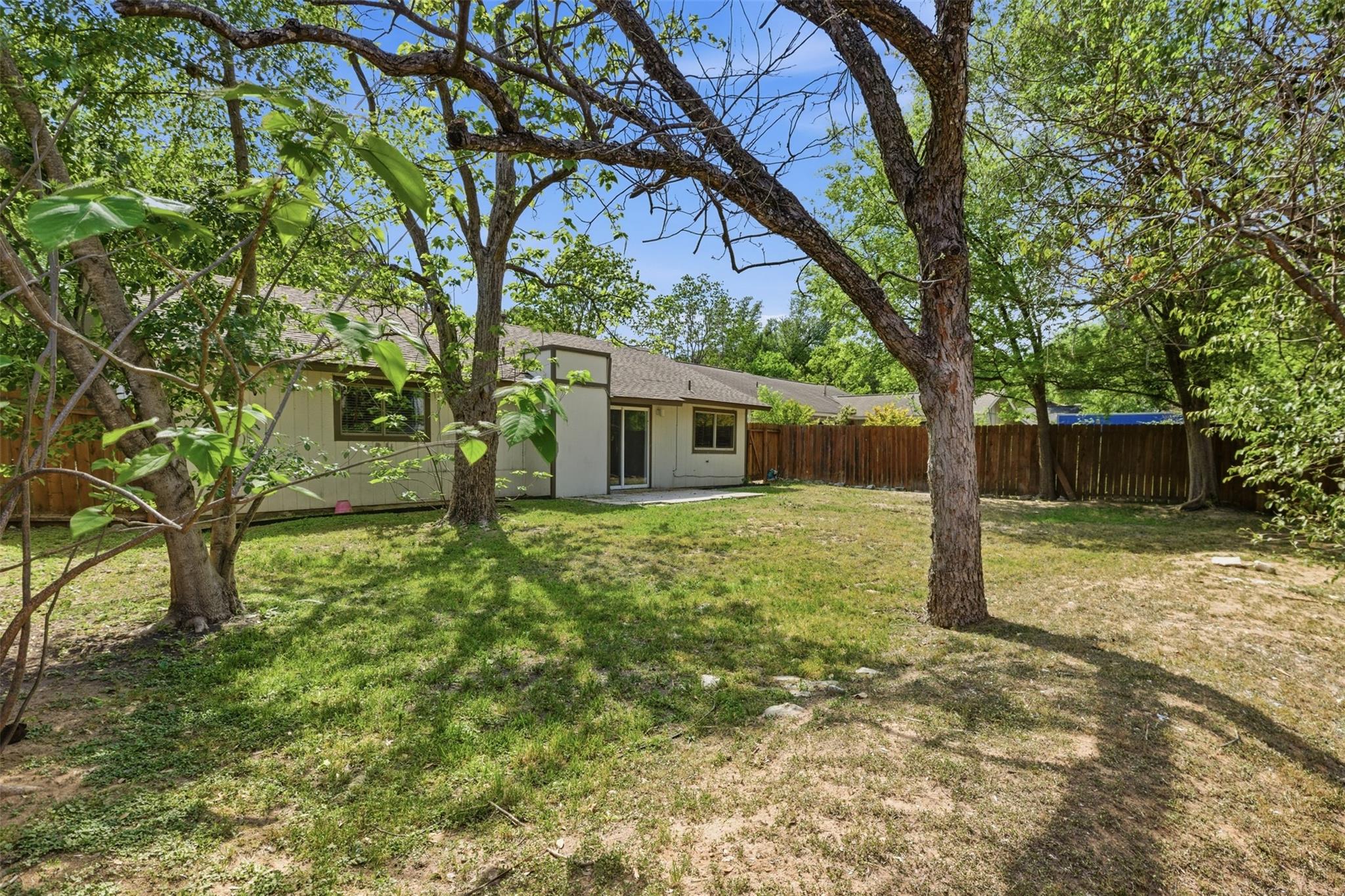 704 Buckingham Pl, Austin, TX 78745