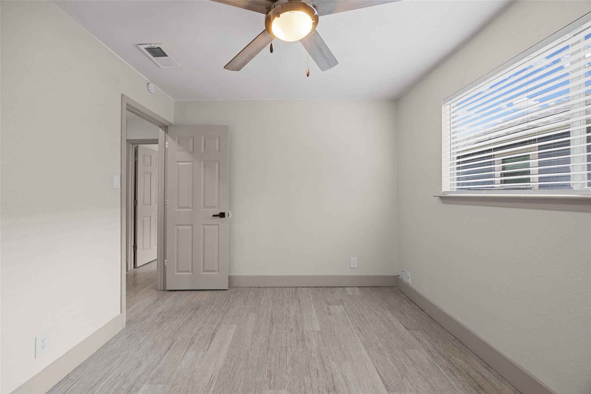 704 Buckingham Pl, Austin, TX 78745