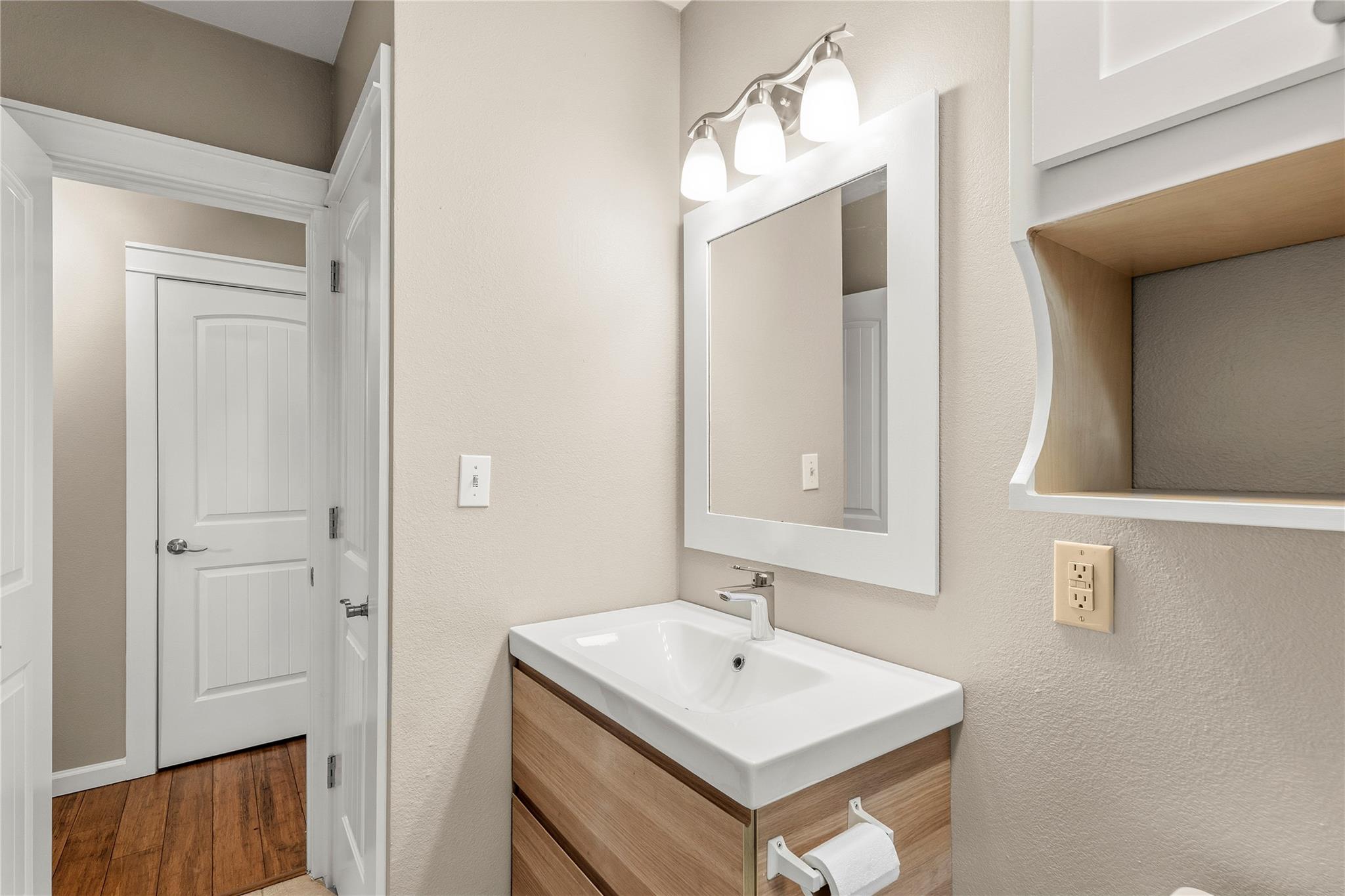 18000 Lafayette Park Rd, Jonestown, TX 78645