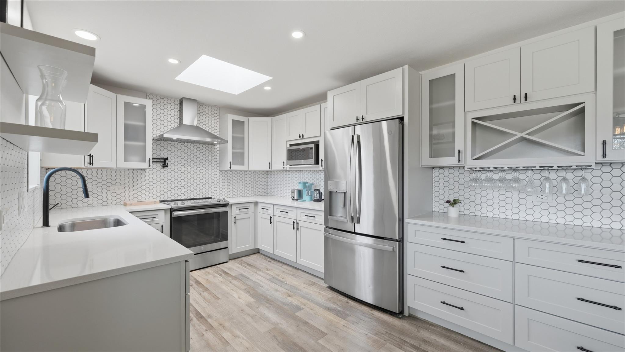 305 Whitetail Dr, Manchaca, TX 78652