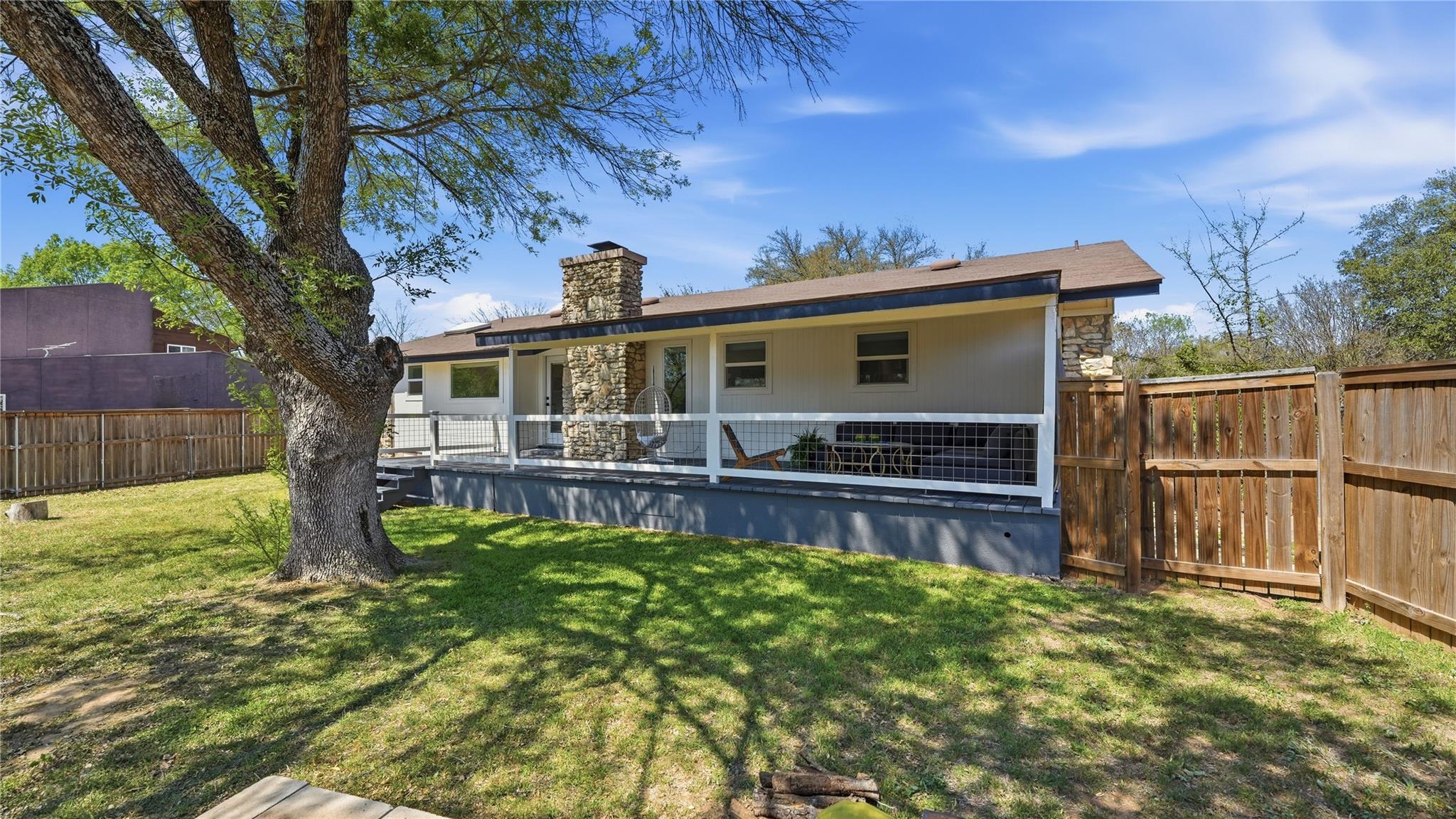 305 Whitetail Dr, Manchaca, TX 78652