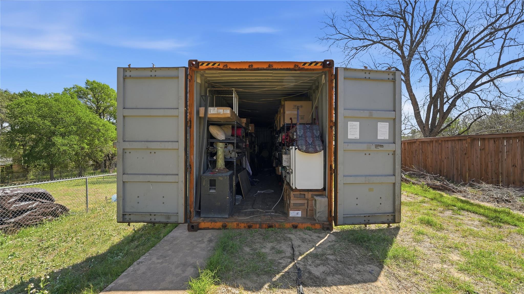 305 Whitetail Dr, Manchaca, TX 78652