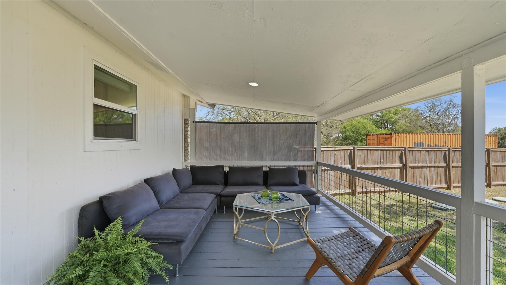 305 Whitetail Dr, Manchaca, TX 78652